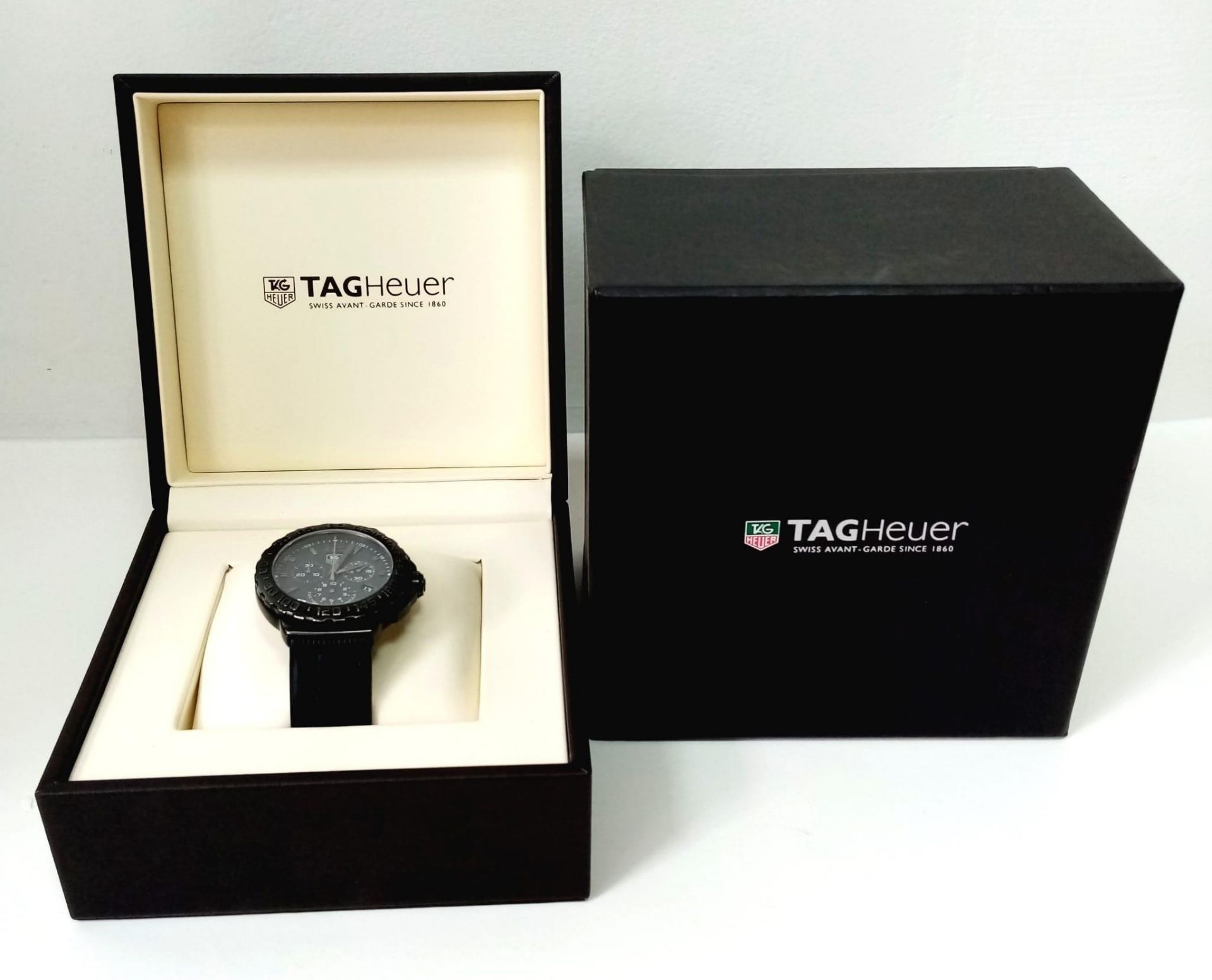 A Tag Heuer Formula 1 Chronograph Gents Quartz Watch. Black Tag rubber strap. Black dial with - Image 9 of 10