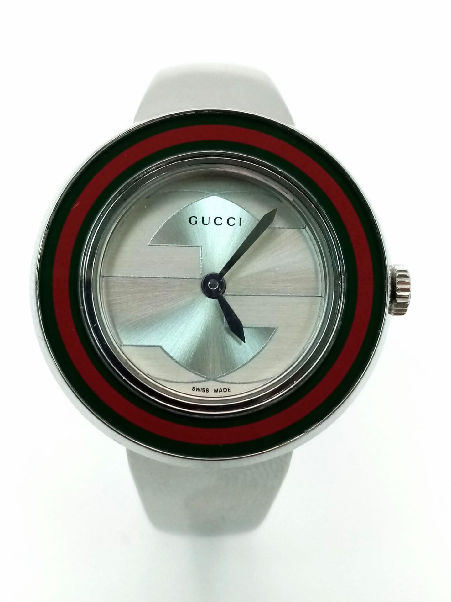 A Gucci Designer Ladies Quartz Watch. Stainless steel bracelet and case - 27mm. Silver tone dial. In