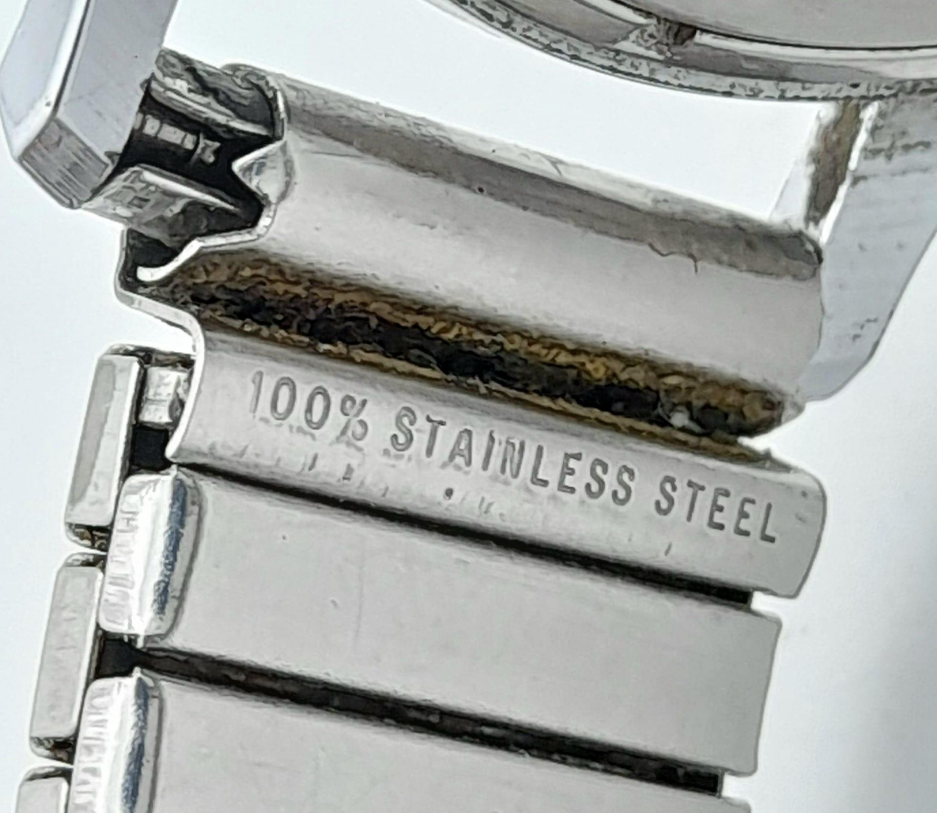 A Vintage Sekonda Mechanical Gents Watch. Expandable stainless steel bracelet. Case - 31mm. 17 - Image 9 of 9