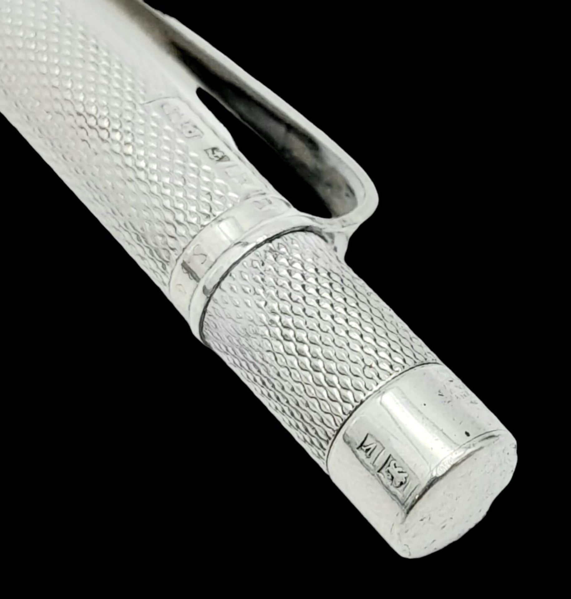 A Sterling Silver Cased Mechanical Pencil. 12cm. Birmingham hallmarks. 22g total weight. - Bild 4 aus 7