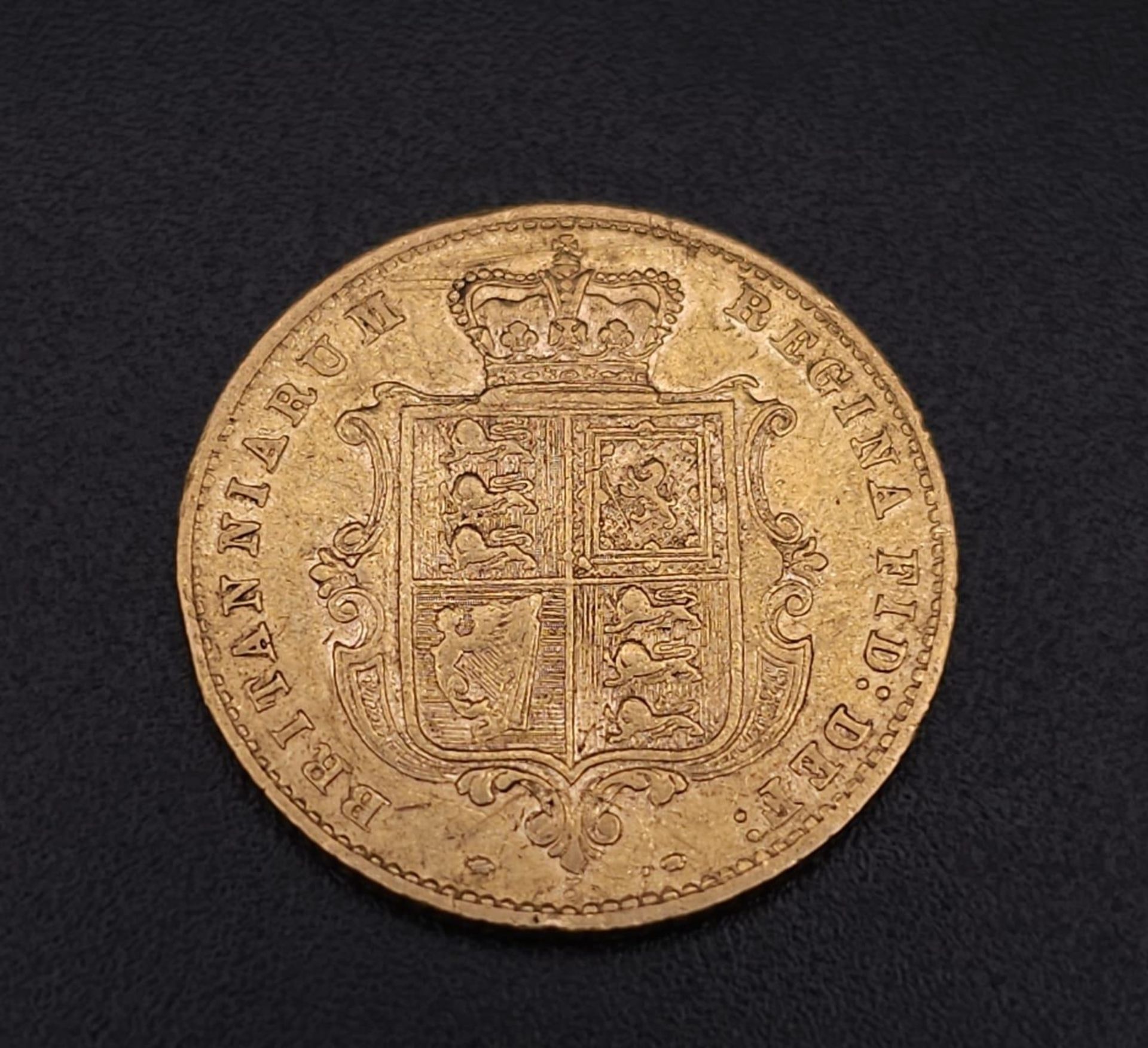 A Queen Victoria 1863 22K Gold Half Sovereign - Image 5 of 7