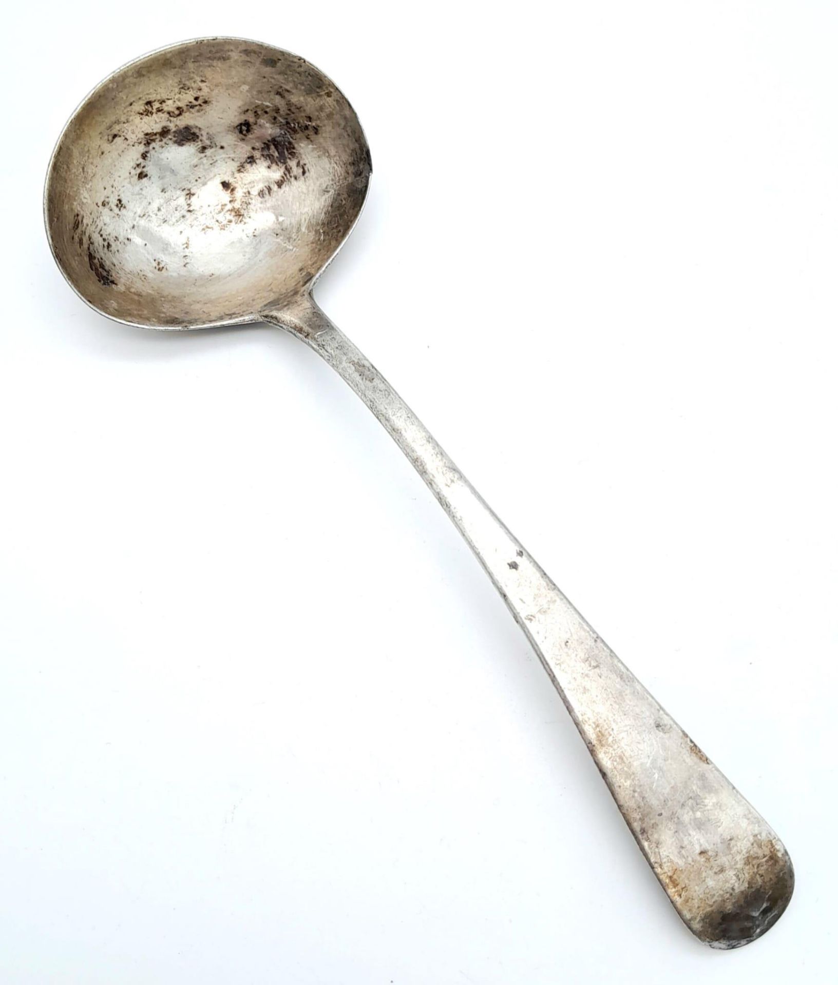 An antique Georgian sterling silver ladle with full London hallmarks, 1804. Total weight 43G. - Image 2 of 6