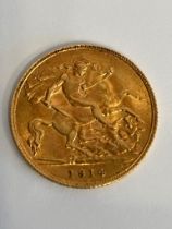 1914 GOLD HALF SOVEREIGN. Very fine condition. Please see pictures.