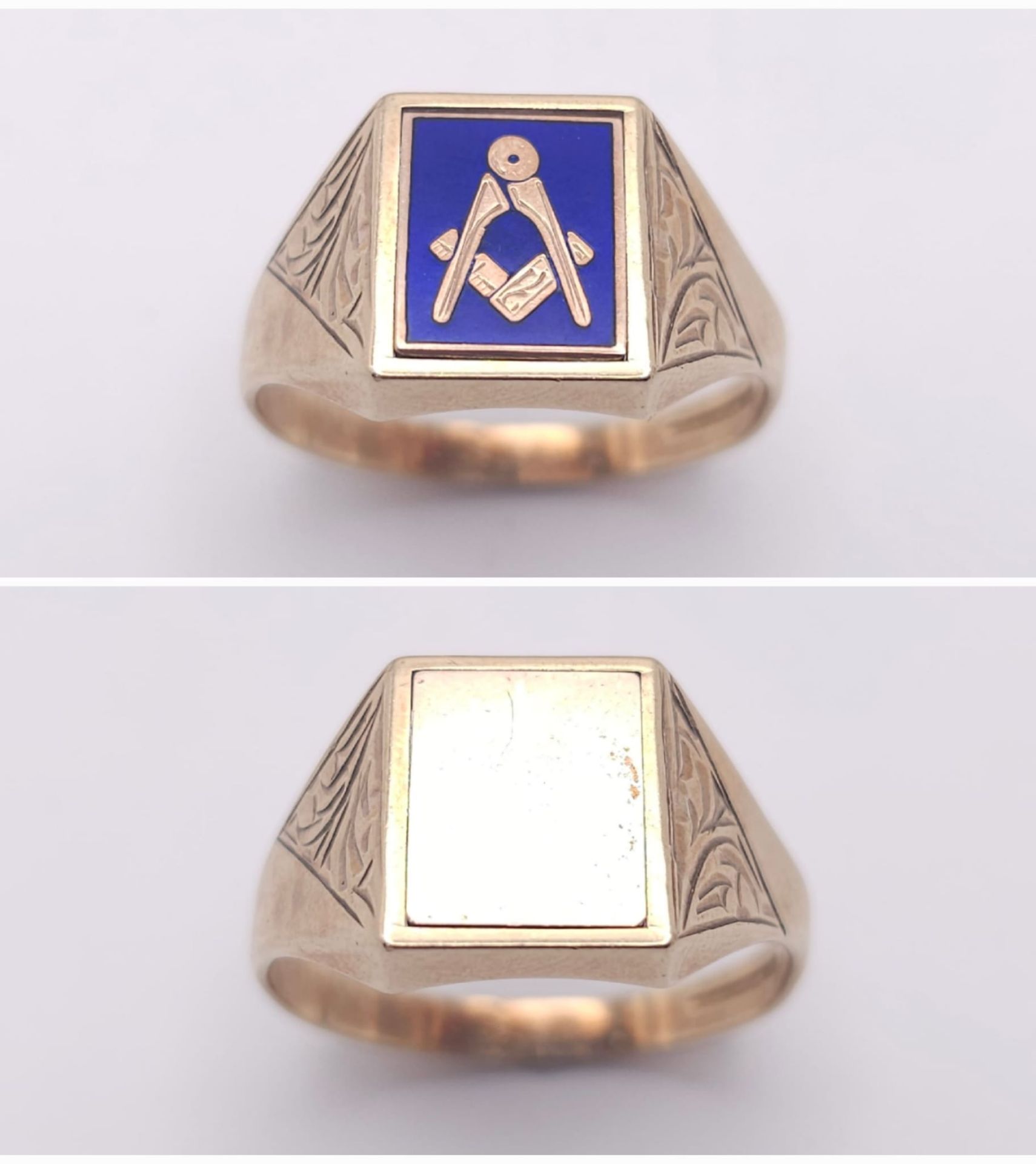 A GENTS 9K GOLD SIGNET RING WITH A HIDDEN MASONIC SYMBOL ON THE REVERSE, ENGRAVED PATTERN - Image 6 of 6