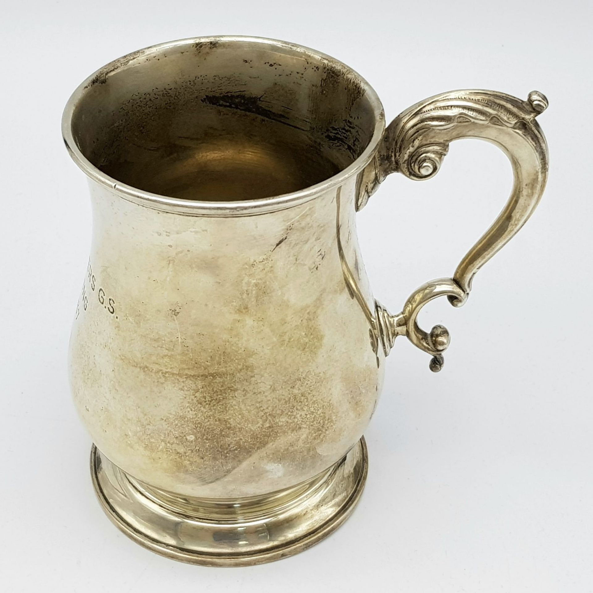 A Sterling Silver Tankard Given to the Thrusters! Hourglass design with an ornate handle. - Image 4 of 14