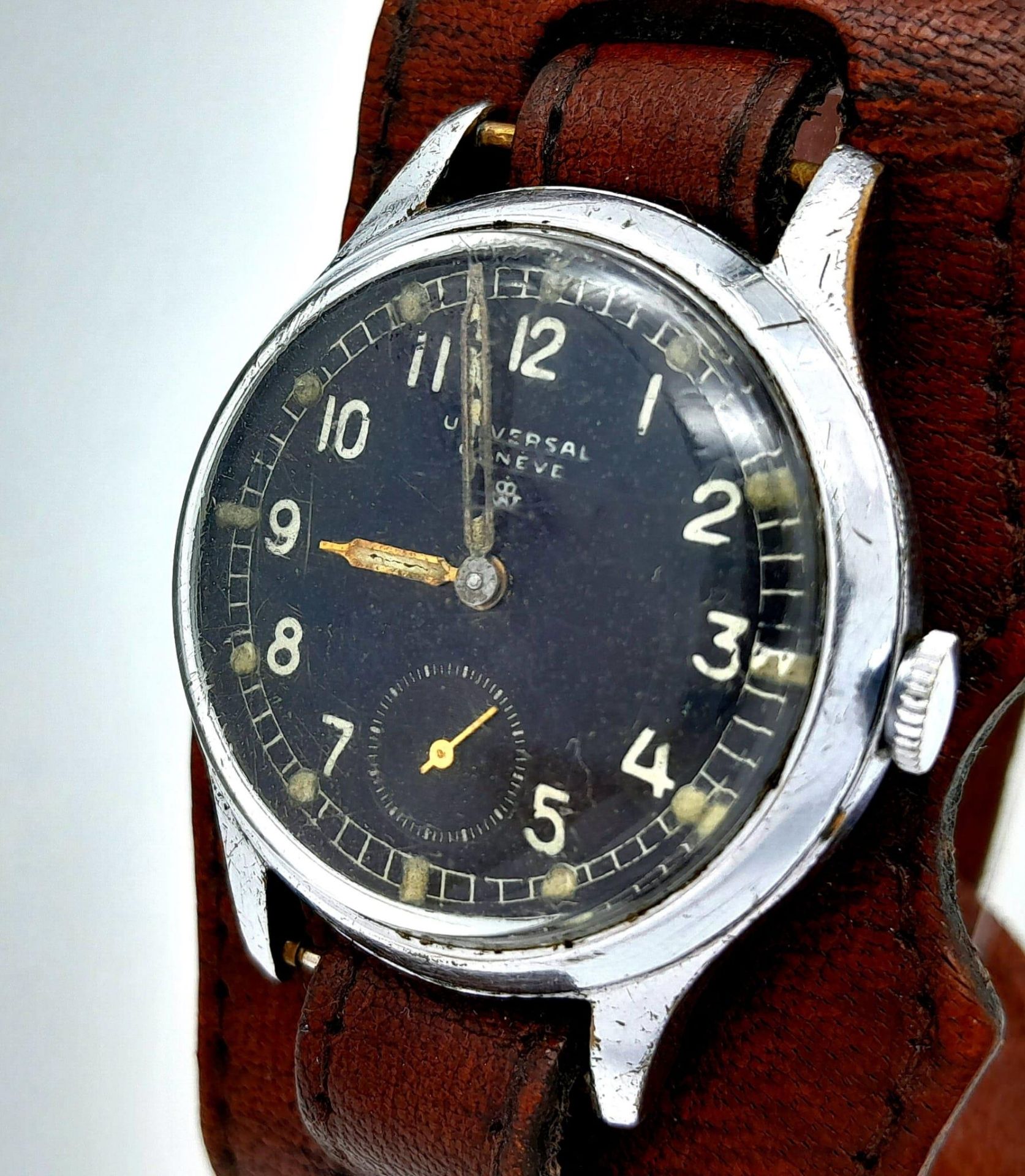 A Rare Vintage Universal Geneve Mechanical Gents Watch. Double leather strap. Stainless steel case - - Bild 4 aus 5