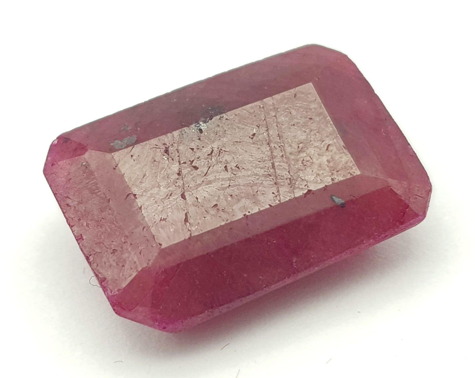 A 17.05ct Faceted African Ruby, Rectangular Shape, GLI Certified. Ref: CV50