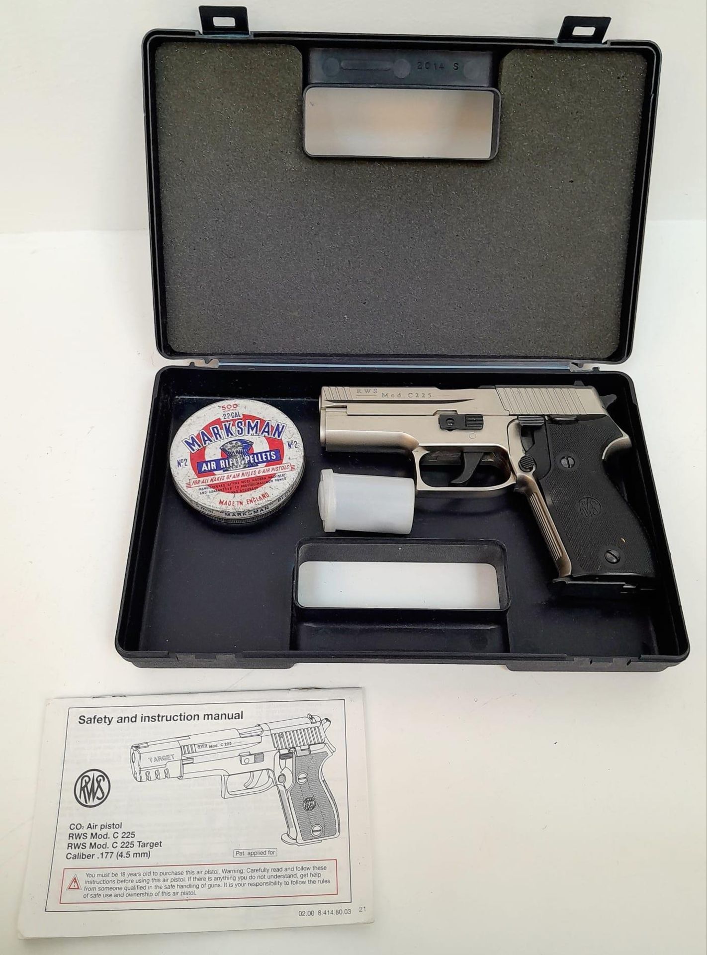 A RWS Co2 Powered .177 Pellet Air Pistol Model 225. Complete with Pellets, Two Magazines, Manual and - Image 2 of 11