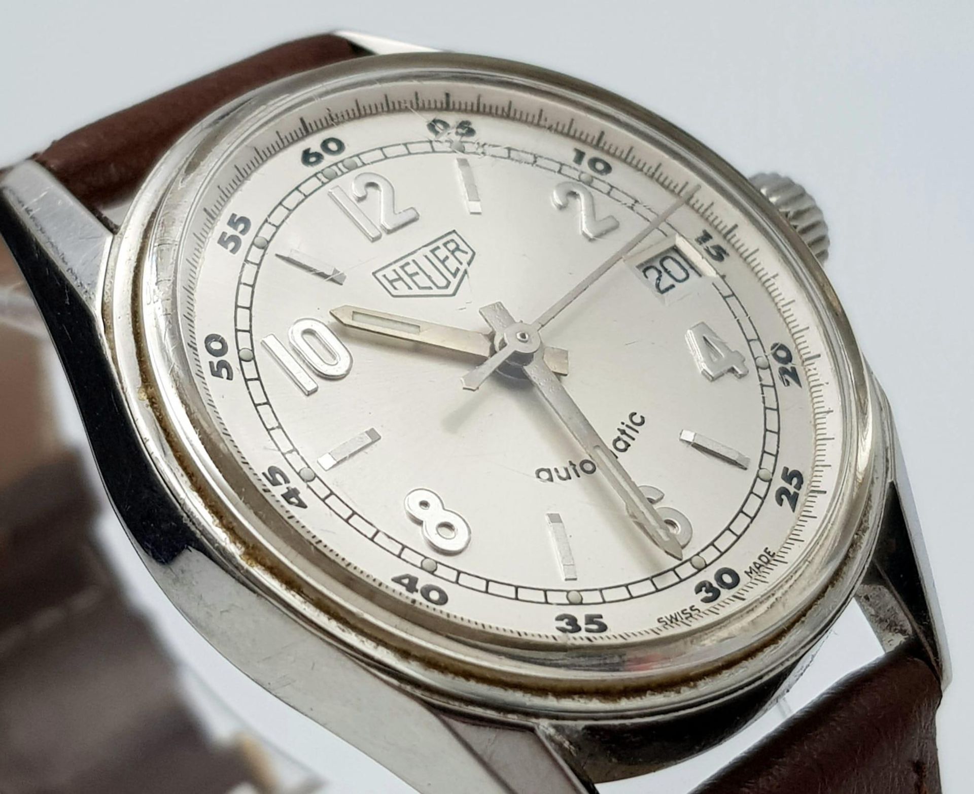 A Tag Heuer Automatic Gents Watch. Brown leather strap. Stainless steel case - 36mm. Silver tone - Image 3 of 7