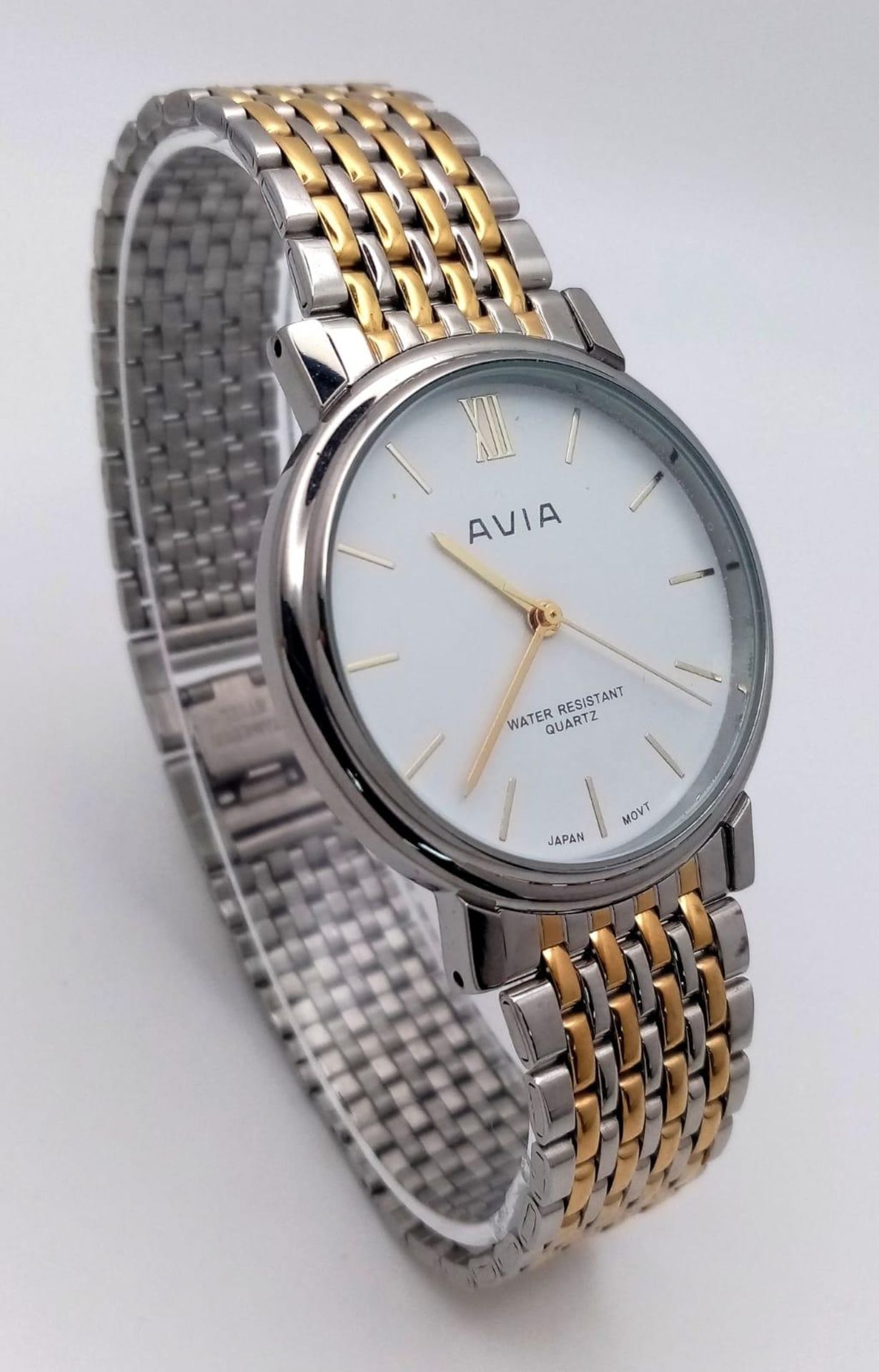 An Unworn Men’s Avia Model 1168 Quartz Bi-Metal Two Tone Watch. Full Working Order. Comes with Box - Bild 3 aus 7