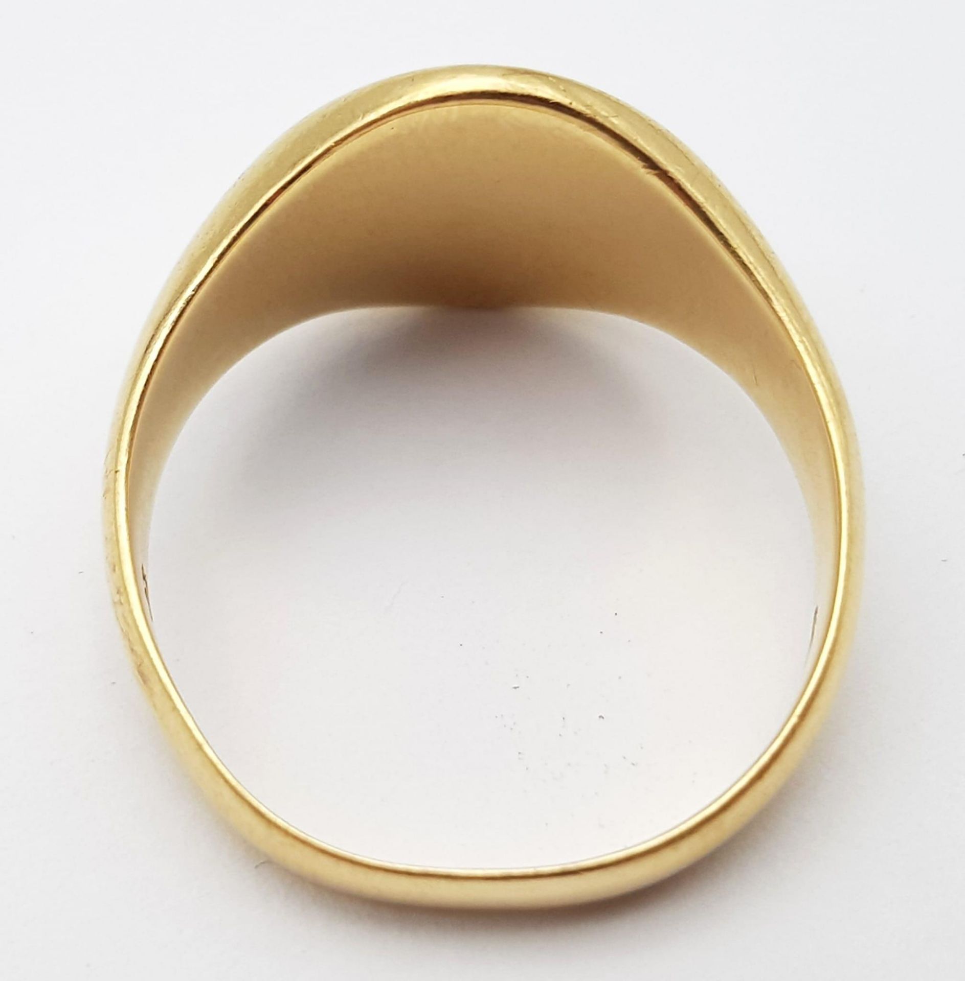 A Vintage 18K Yellow Gold Gents Signet Ring. Size X. 12.2g weight. - Bild 6 aus 9