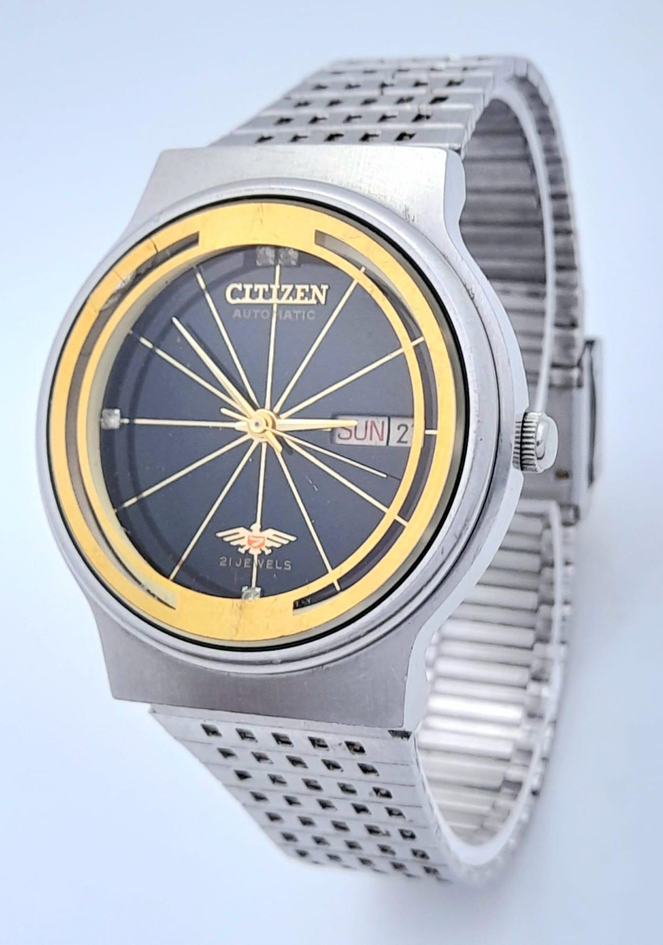 A Vintage Citizen 21 Jewels Automatic Gents Watch. Stainless steel bracelet and case - 35mm. Black