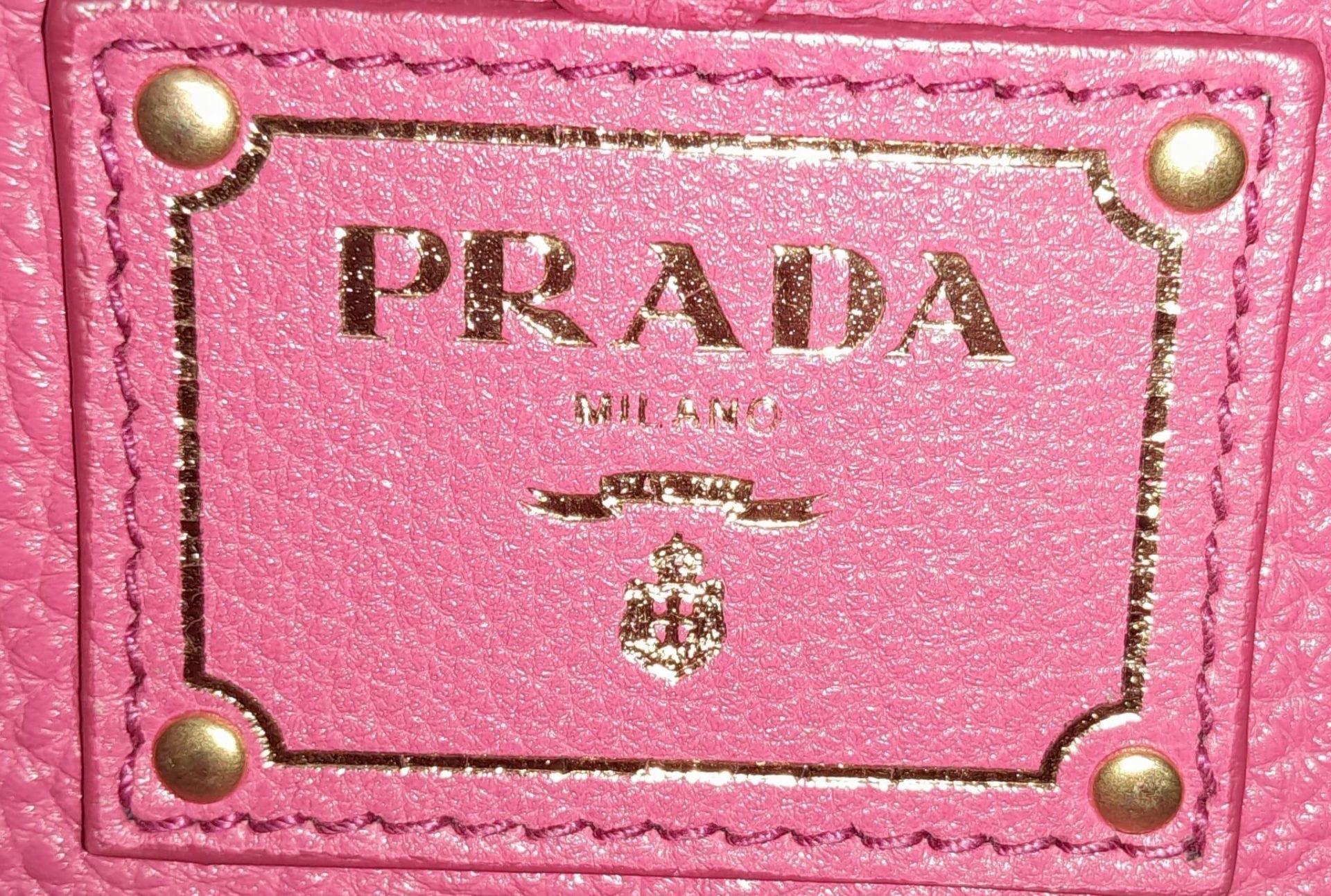 A Prada Vitello Daino satchel bag, soft pink leather, matching leather/fabric interior, gold tone - Image 9 of 11