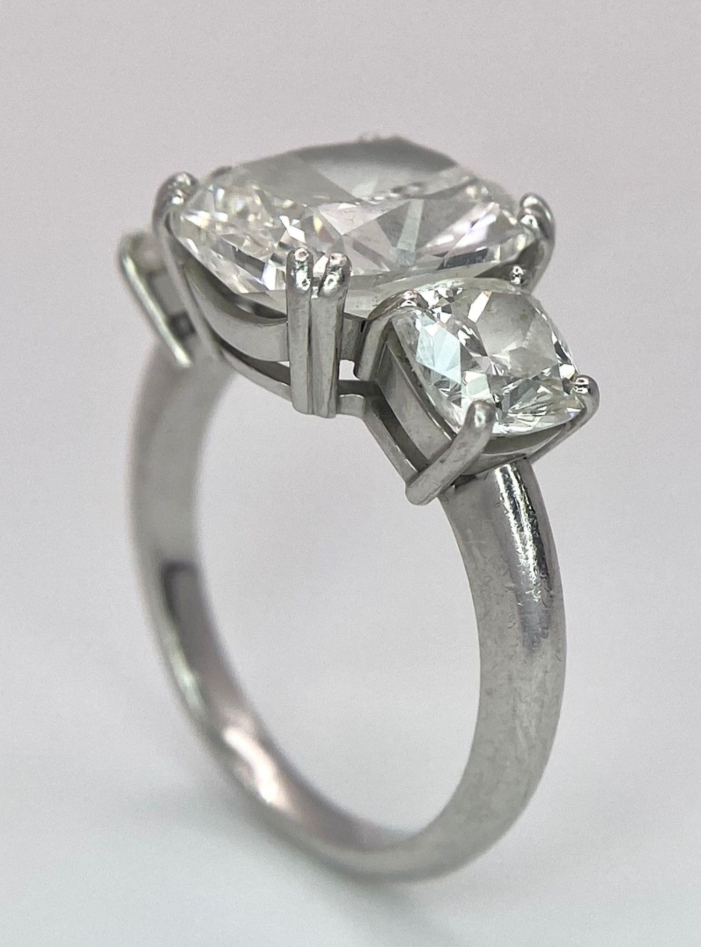 A Breathtaking 4.01ct GIA Certified Diamond Ring. A brilliant cushion cut 4.01ct central diamond - Image 9 of 21
