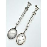 2X vintage silver souvenir spoons with Greece design. Total weight 19.8G. Total length 12cm.