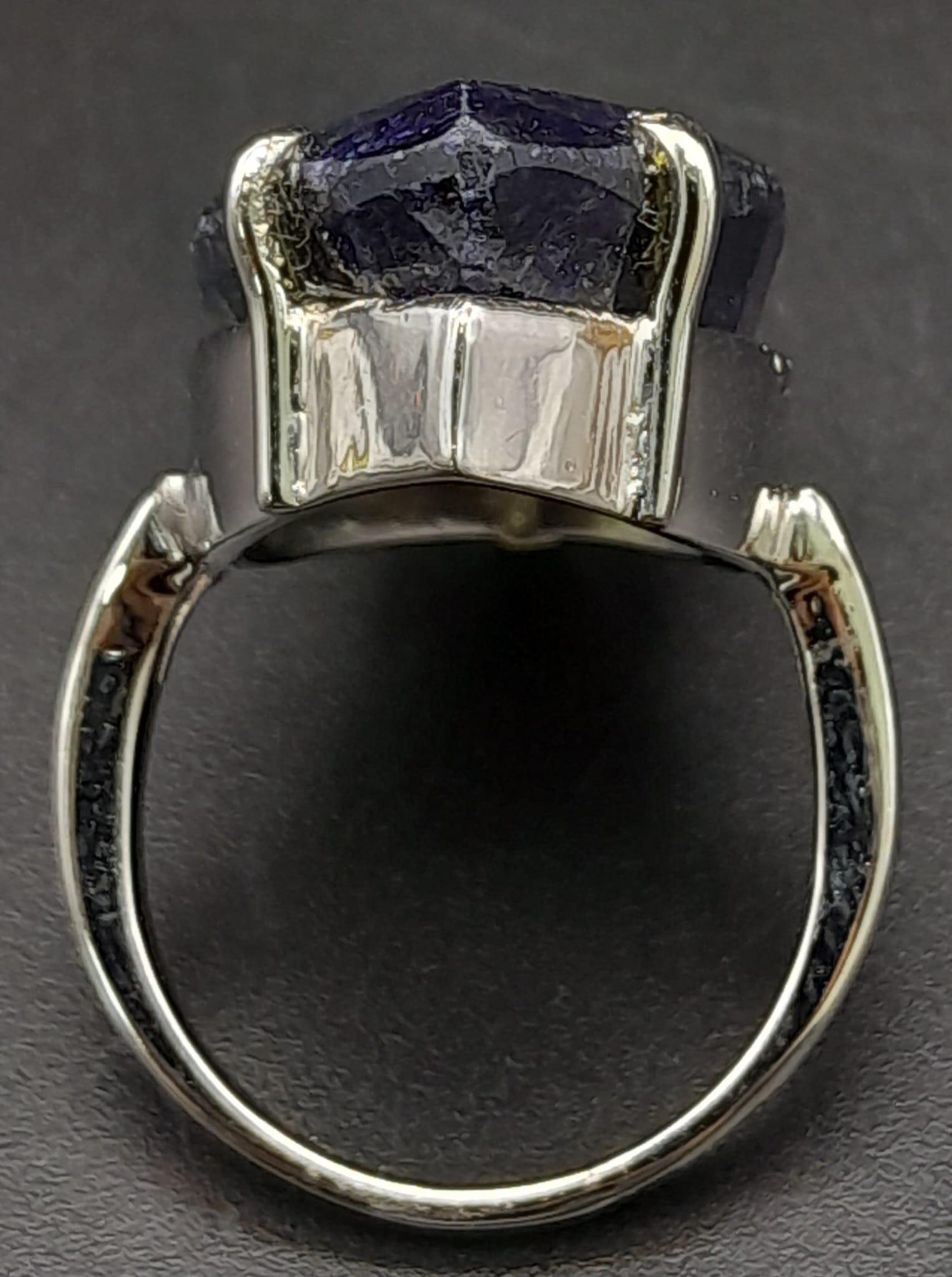 A Marquise Cut Blue Sapphire 925 Silver Ring. Size M. Sapphire - 60ct. 12.70g total weight. Comes - Image 4 of 5