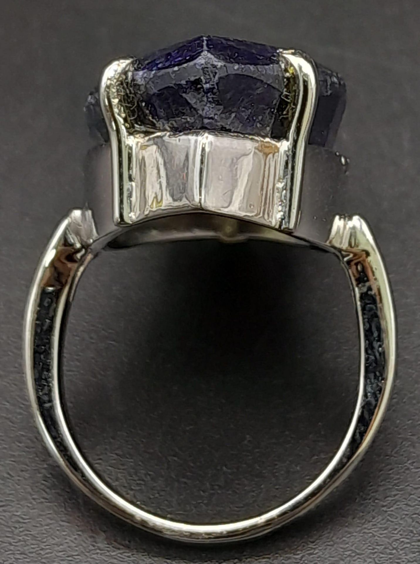 A Marquise Cut Blue Sapphire 925 Silver Ring. Size M. Sapphire - 60ct. 12.70g total weight. Comes - Image 4 of 5