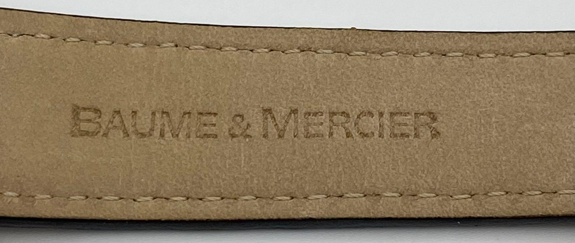 A Baume and Mercier 18K Gold Cased Automatic Gents Watch. Model - MV045075. Black leather strap. 18k - Bild 9 aus 11