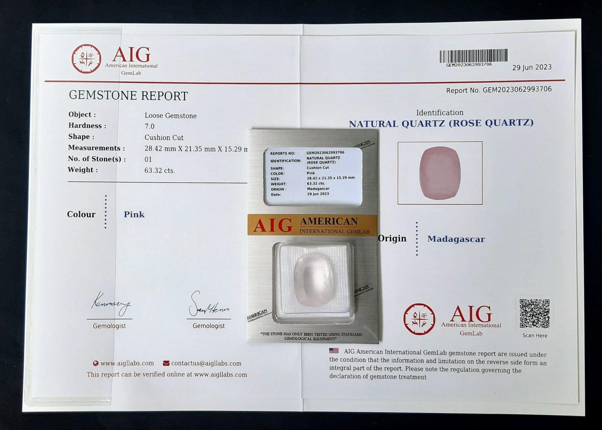 A Sealed 63.32ct Rose Quartz Gemstone, Madagascar Origin, AIG Certified - Bild 2 aus 2