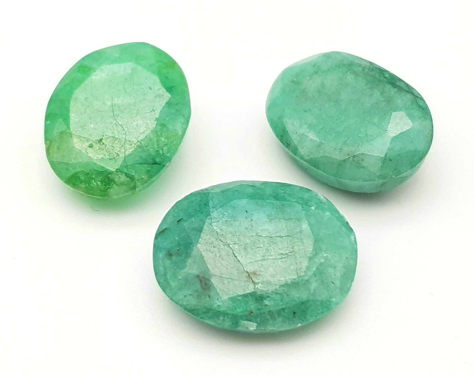 23ctw of Natural Emerald.