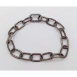 A 925 Silver Elongated Link Bracelet with a Black Rhodium Coating. Weight - 13.50g. 18cm length.