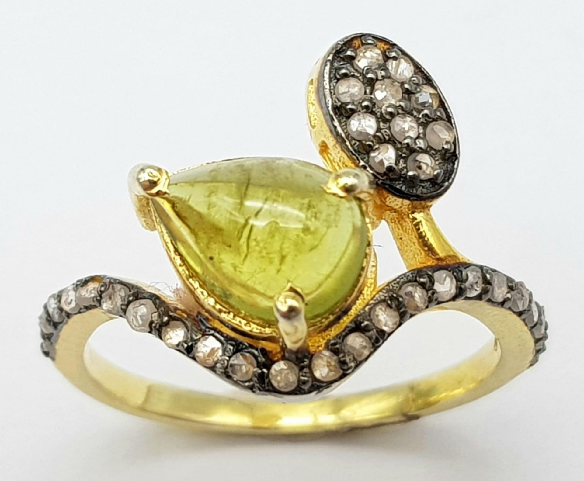 A Nigerian Tourmaline & Diamond Crossover Ring set in 925 Gold Plated Silver. Tourmaline - 0.40ct. - Image 2 of 5