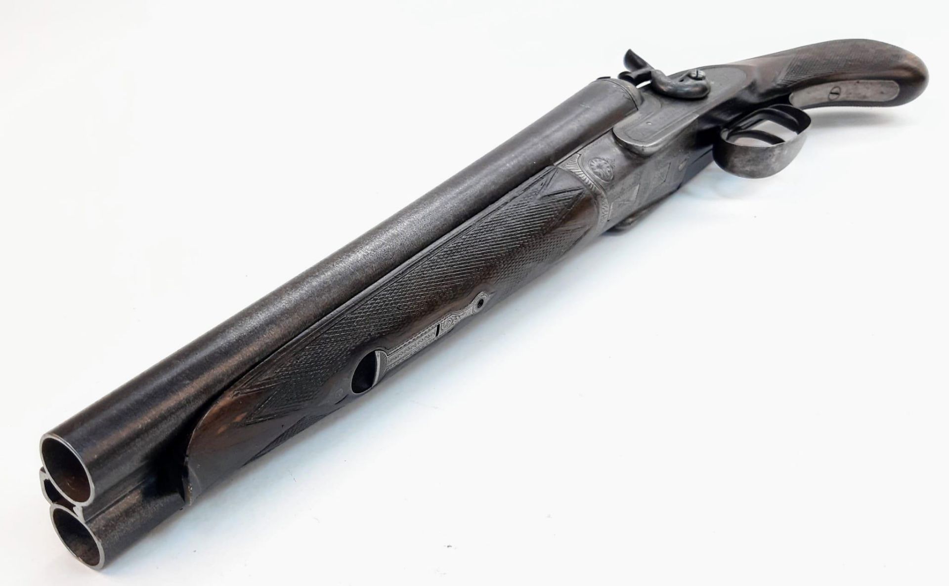 A Vintage Deactivated 12 Gauge Side by Side Sawn-Off Shotgun. This British made Davis gun with - Image 3 of 12