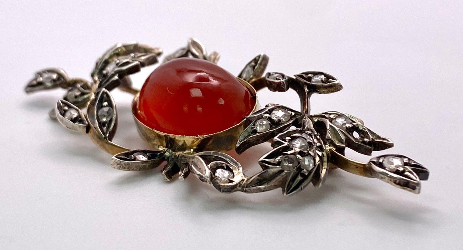 Beautiful Antique, Mid-Carat Gold Brooch with set Diamond and Carnelian Centre Stone. Measures 5cm - Image 2 of 3