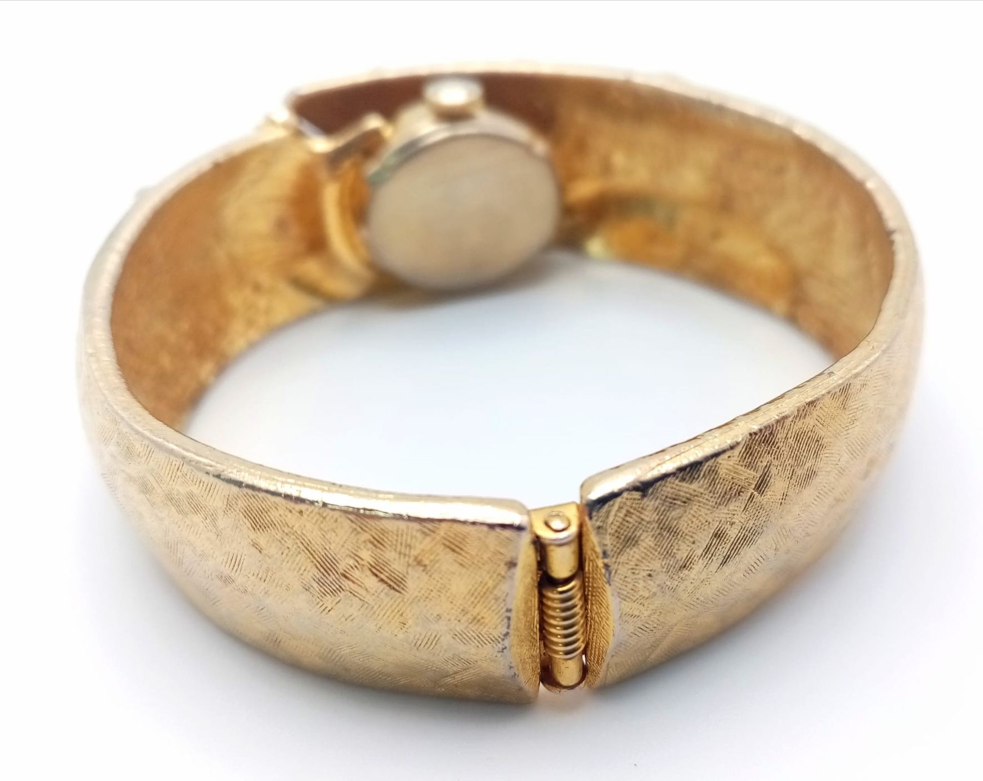 A Gold Plated Etienne Ladies Watch Bangle. Mechanical movement. In working order. - Image 6 of 6