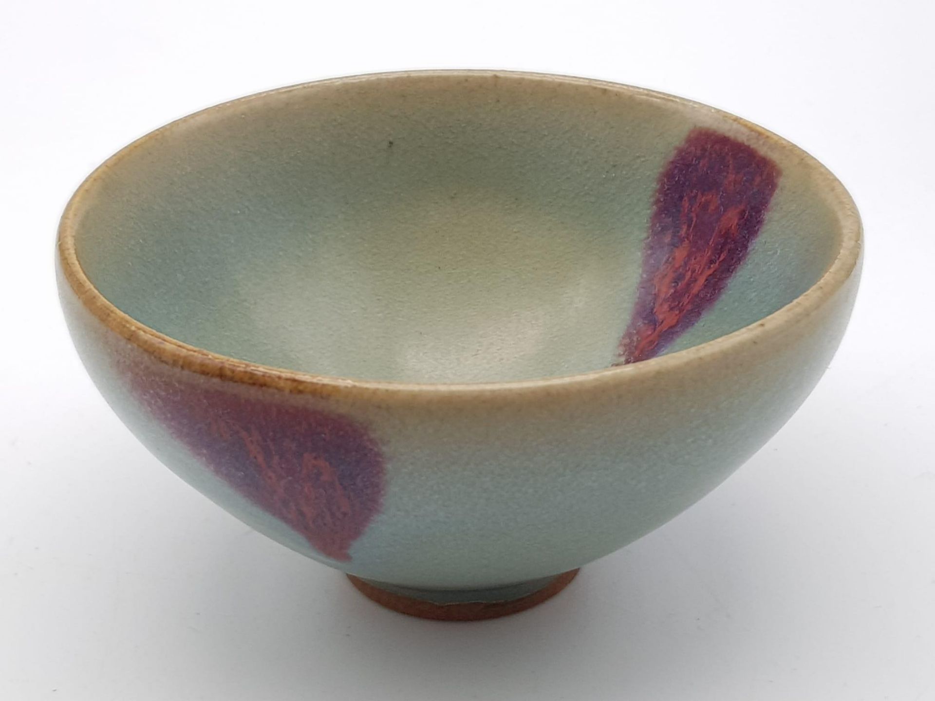 An Antique Chinese Junyao Purple Splashed Bowl. 6cm x 9cm. In good condition (no cracks or chips) - Bild 4 aus 5