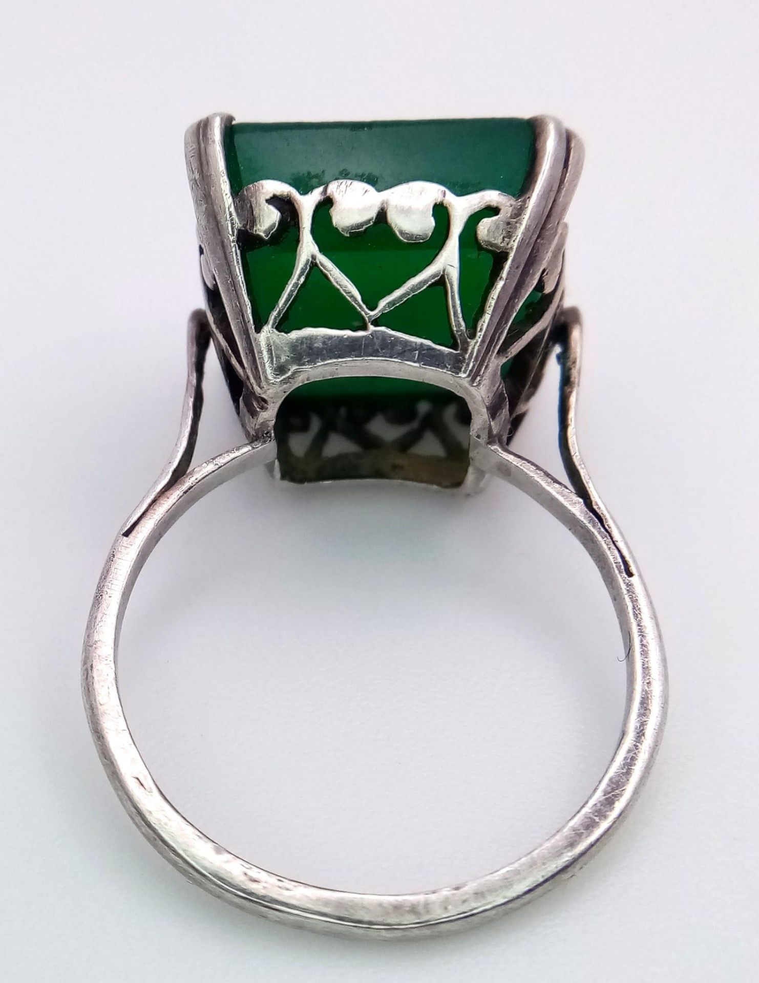 A Vintage 925 Silver Jade Ring. Size O. - Bild 4 aus 4