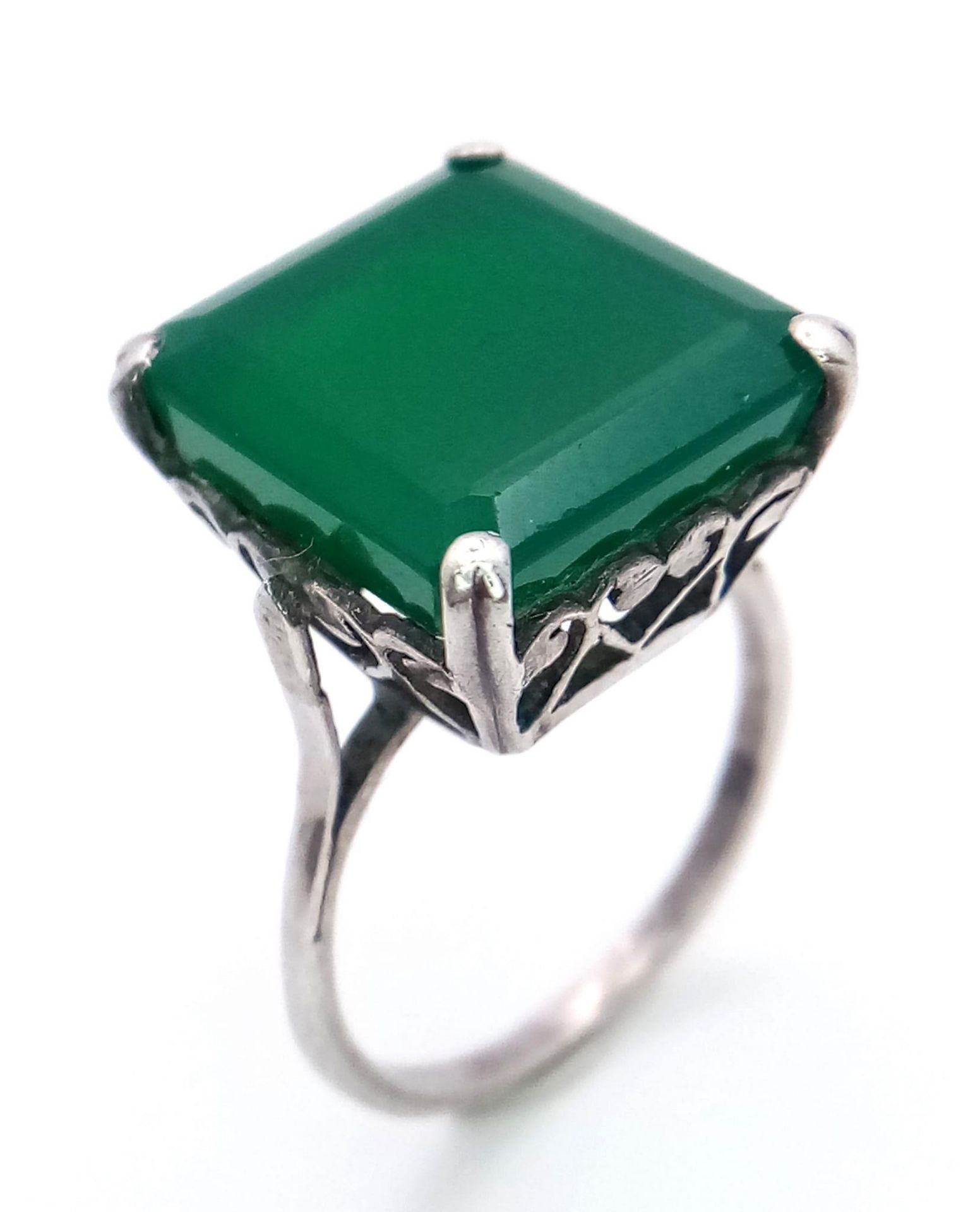 A Vintage 925 Silver Jade Ring. Size O. - Bild 3 aus 4