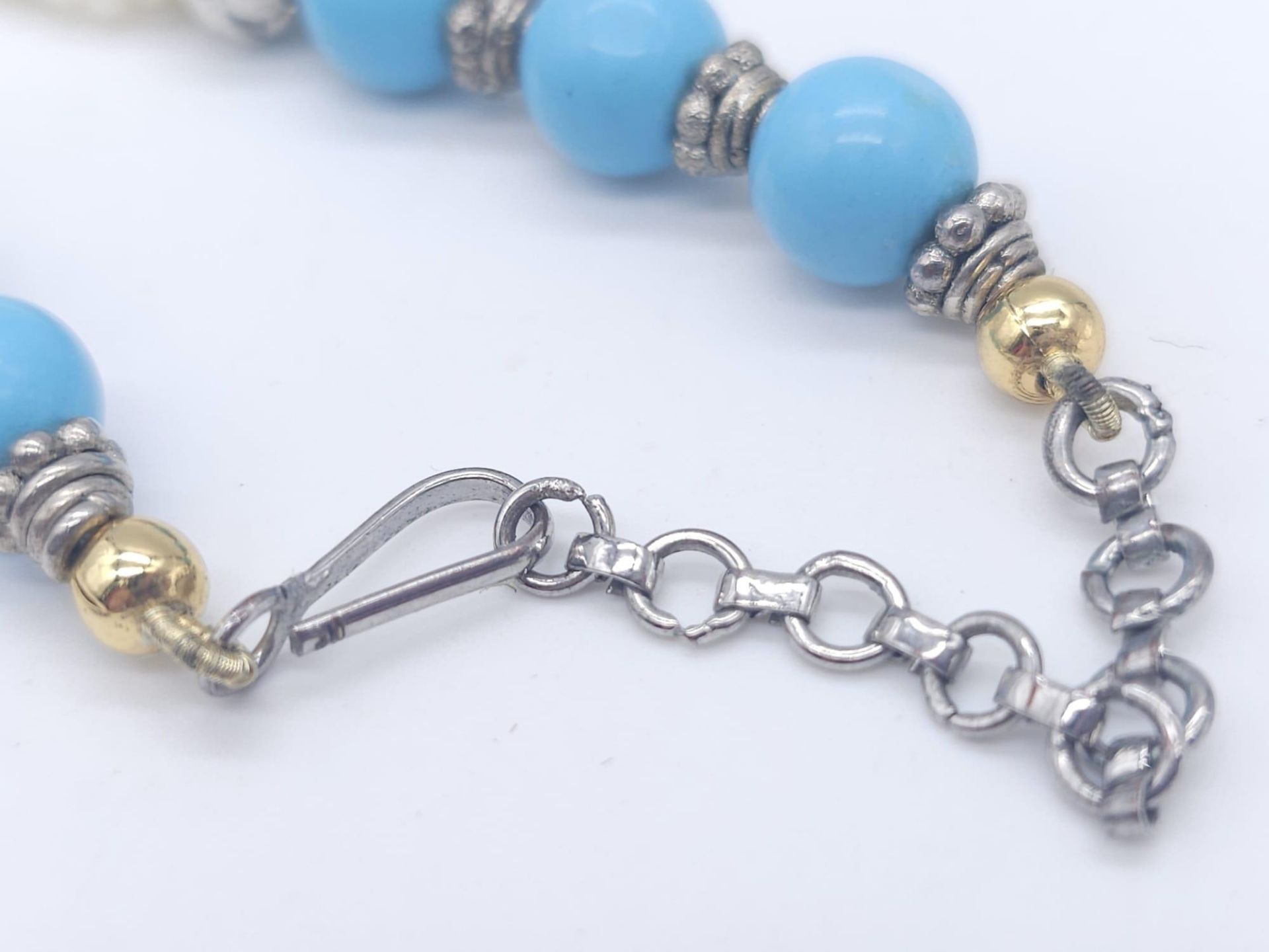 A Vintage Chalcedony and Four Strand Seed Pearl Necklace. With an art deco style drop pendant. - Image 7 of 7