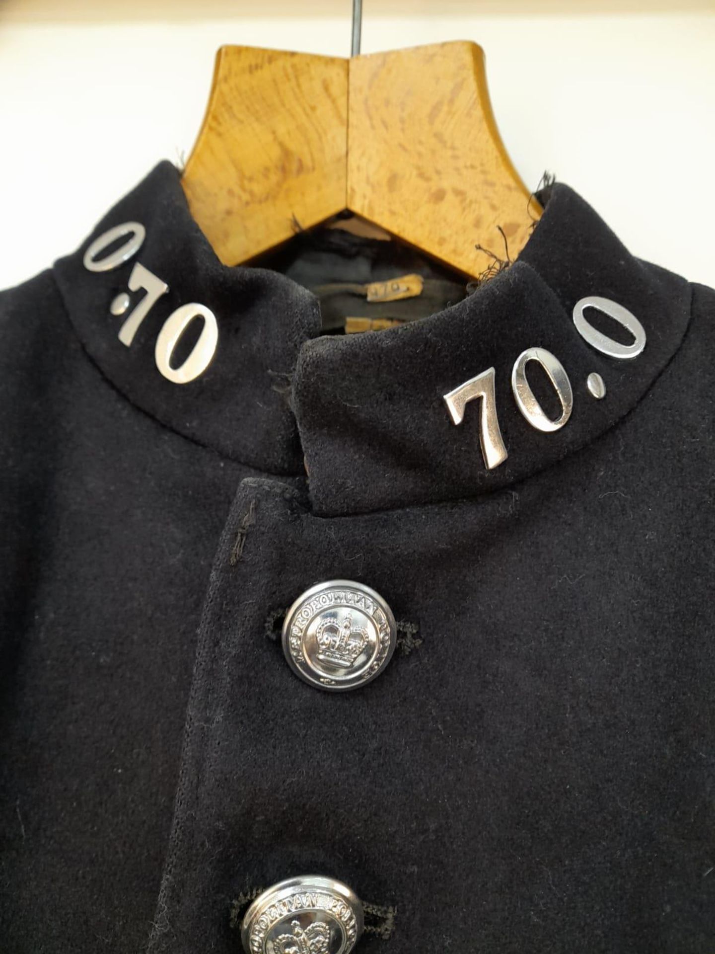 An Antique Victorian Police Officers (Sergeant) High Collar Tunic - With matching vintage trousers - Bild 7 aus 11