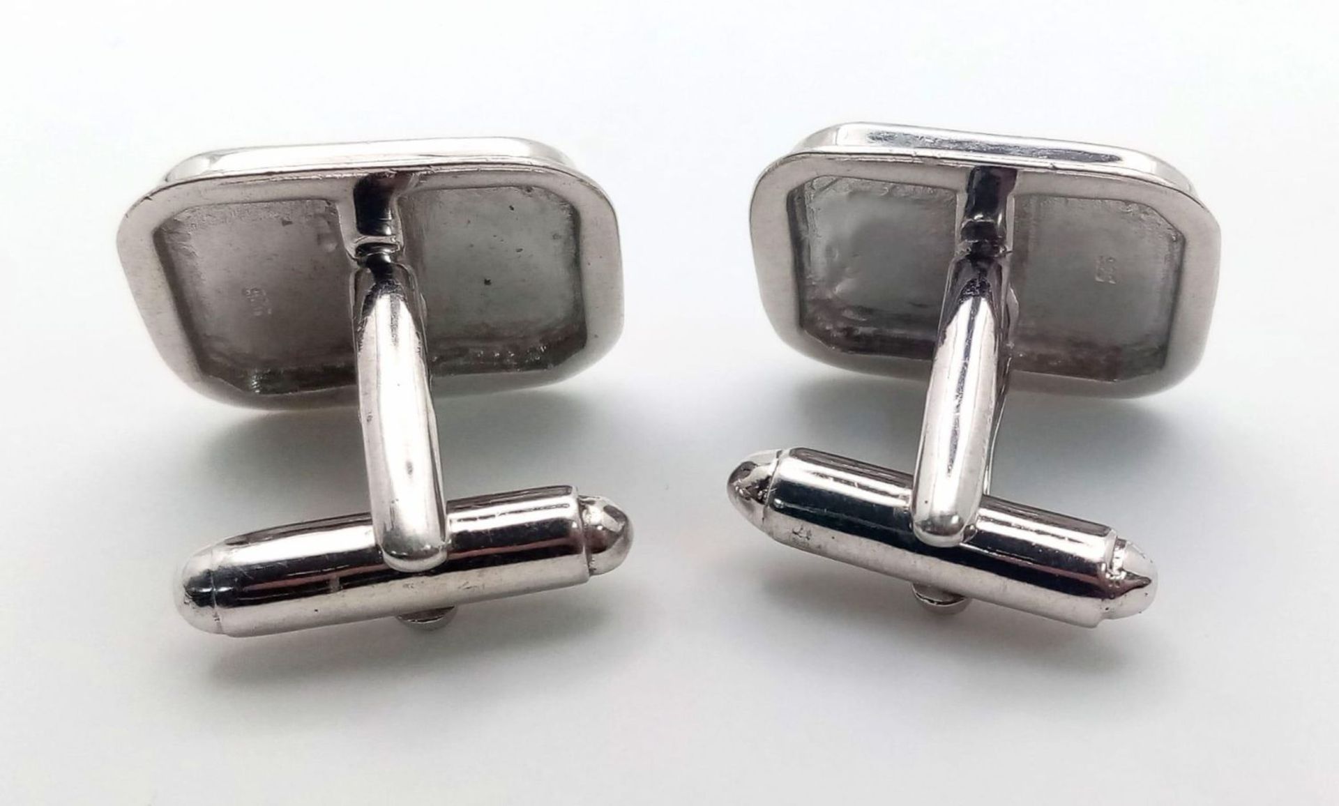 PAIR OF STERLING SILVER WITH MOTHER OF PEARL INLAY BAR CUFFLINKS, WEIGHT 15.5G - Image 5 of 6