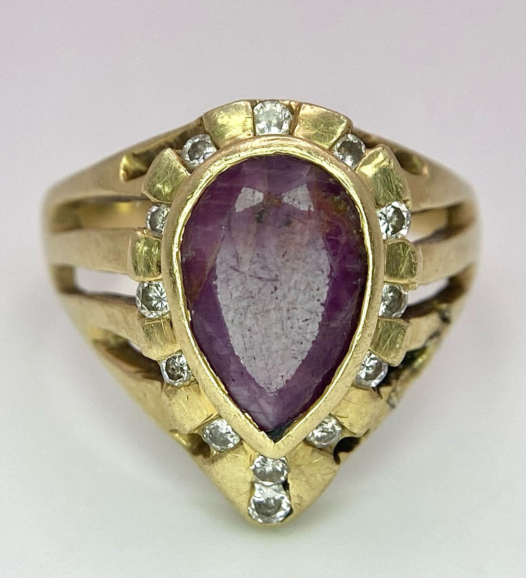 A Vintage 14K Yellow Gold Amethyst and Diamond Ring. Teardrop central amethyst with a diamond - Bild 8 aus 18