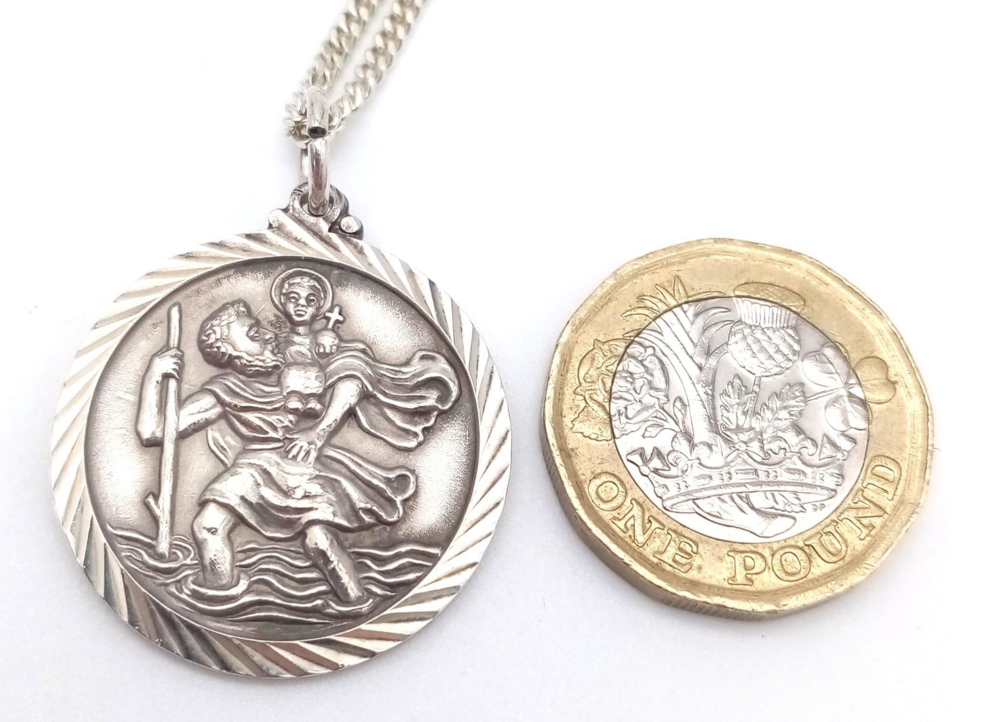 A Silver Georg Jensen St. Christopher Pendant Necklace. Stamped on Obverse Side. 2.6cm Diameter on a - Bild 8 aus 12