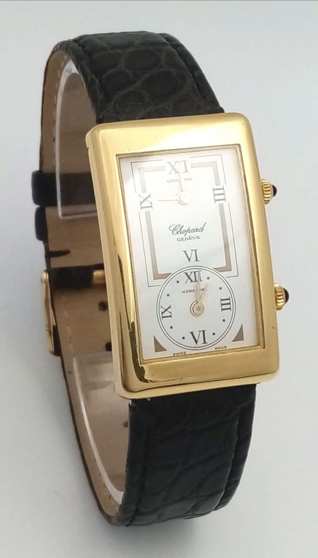 A Chopard 18K Gold Home Time (Dual Time) Gents Watch. Black leather strap. 18K gold rectangular case - Bild 3 aus 20