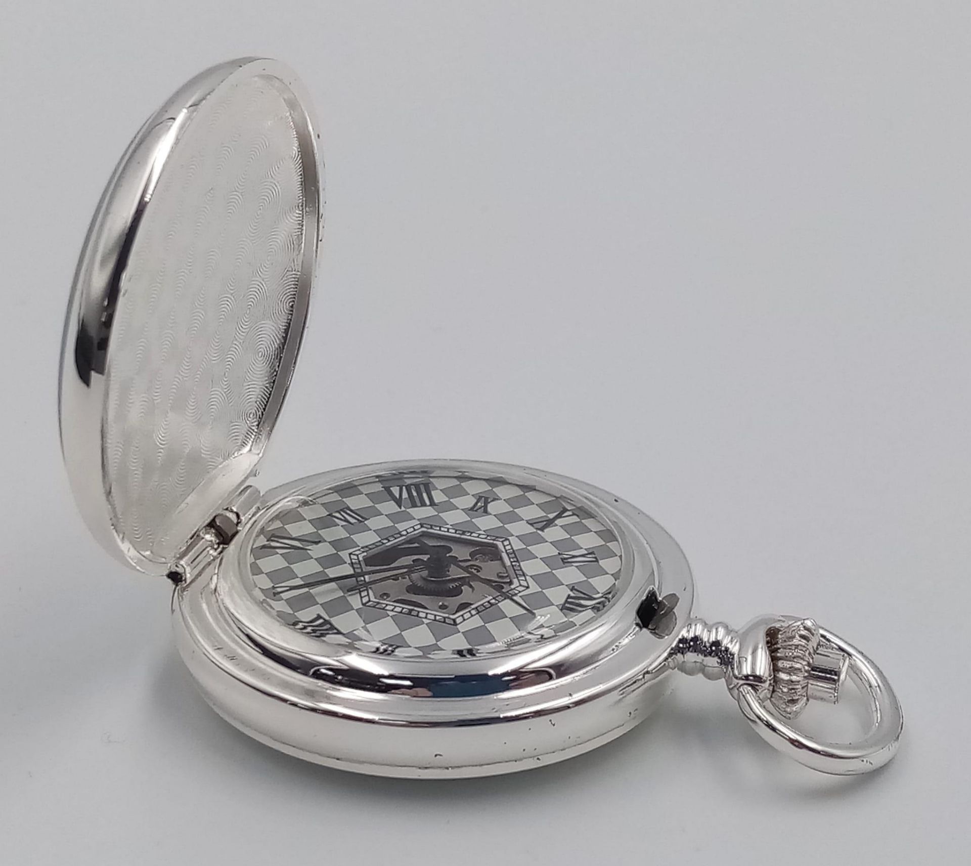 A Manual Wind Silver Plated Pocket Watch Detailing the Steam Train ‘The Scottish Horse-1927-1964’, - Bild 6 aus 9