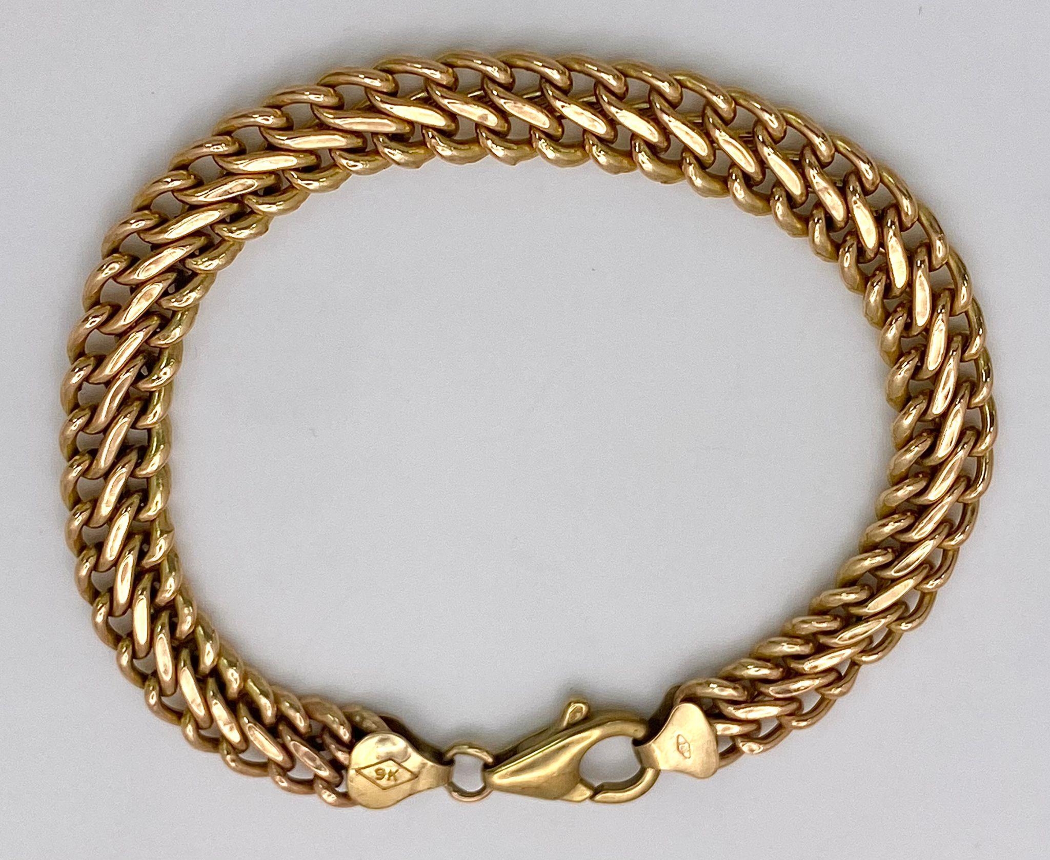 A 9K Yellow Gold Double Curb Link Bracelet. 18cm. 7.74g weight. - Image 4 of 6