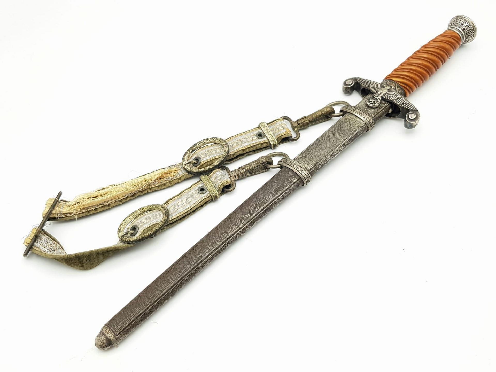 A Heer WW2 Nazi Dress Dagger - this was the 2nd Dagger given to the vendor by a WW2 Veteran ( - Image 7 of 8