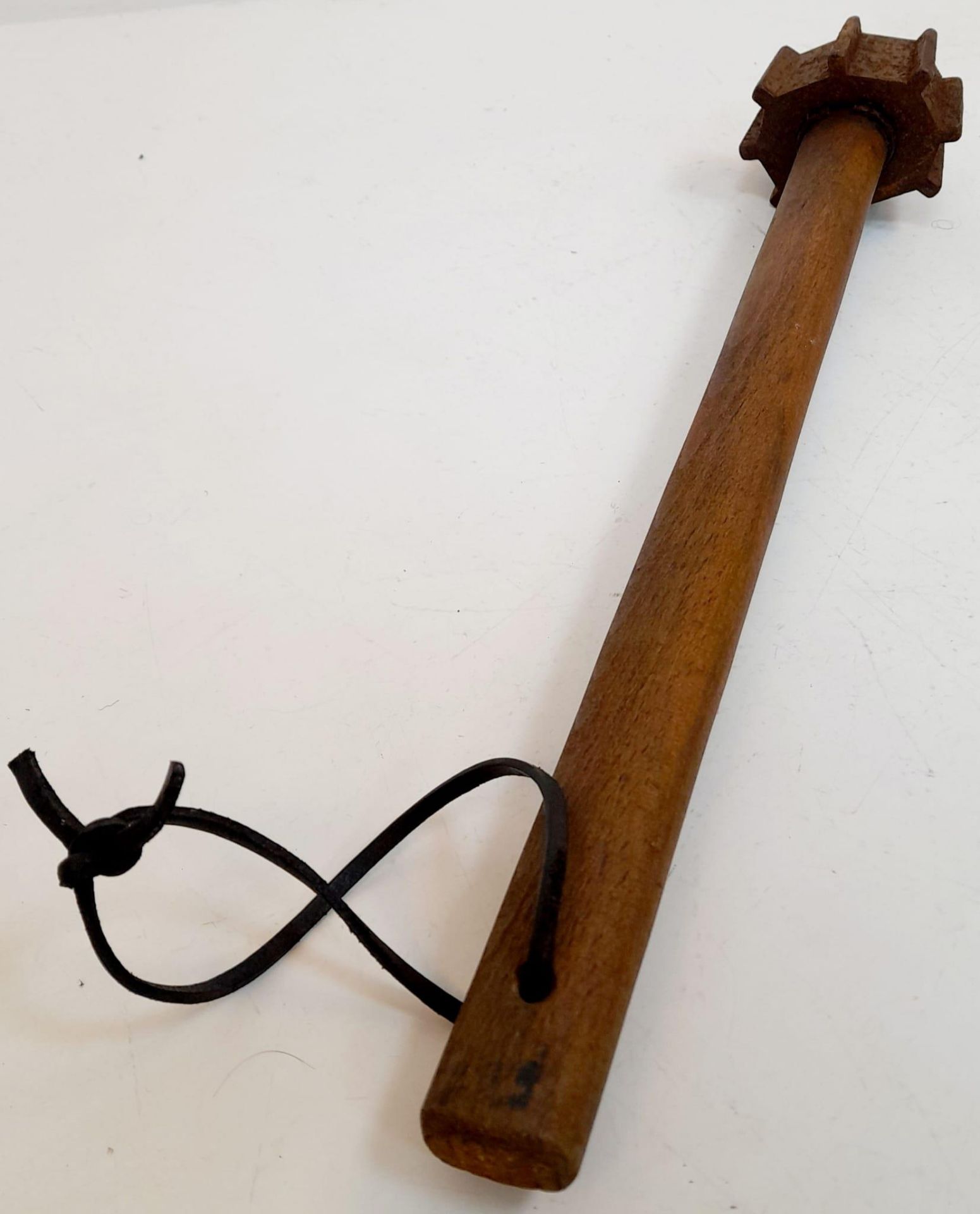 WW1 Trench Fighting Mace. Superb condition. From the late Bernard Moreau collection. - Bild 2 aus 5