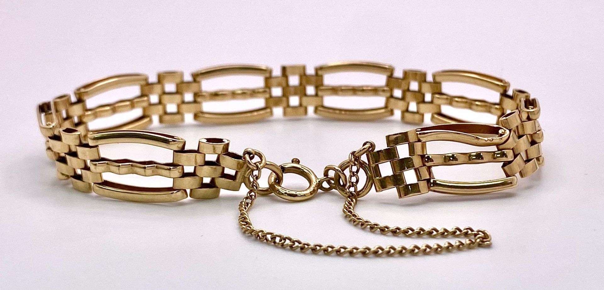 A 9K Yellow Gold Fancy Gate-Link Bracelet. 17cm length. 9.75g total weight. - Image 3 of 4