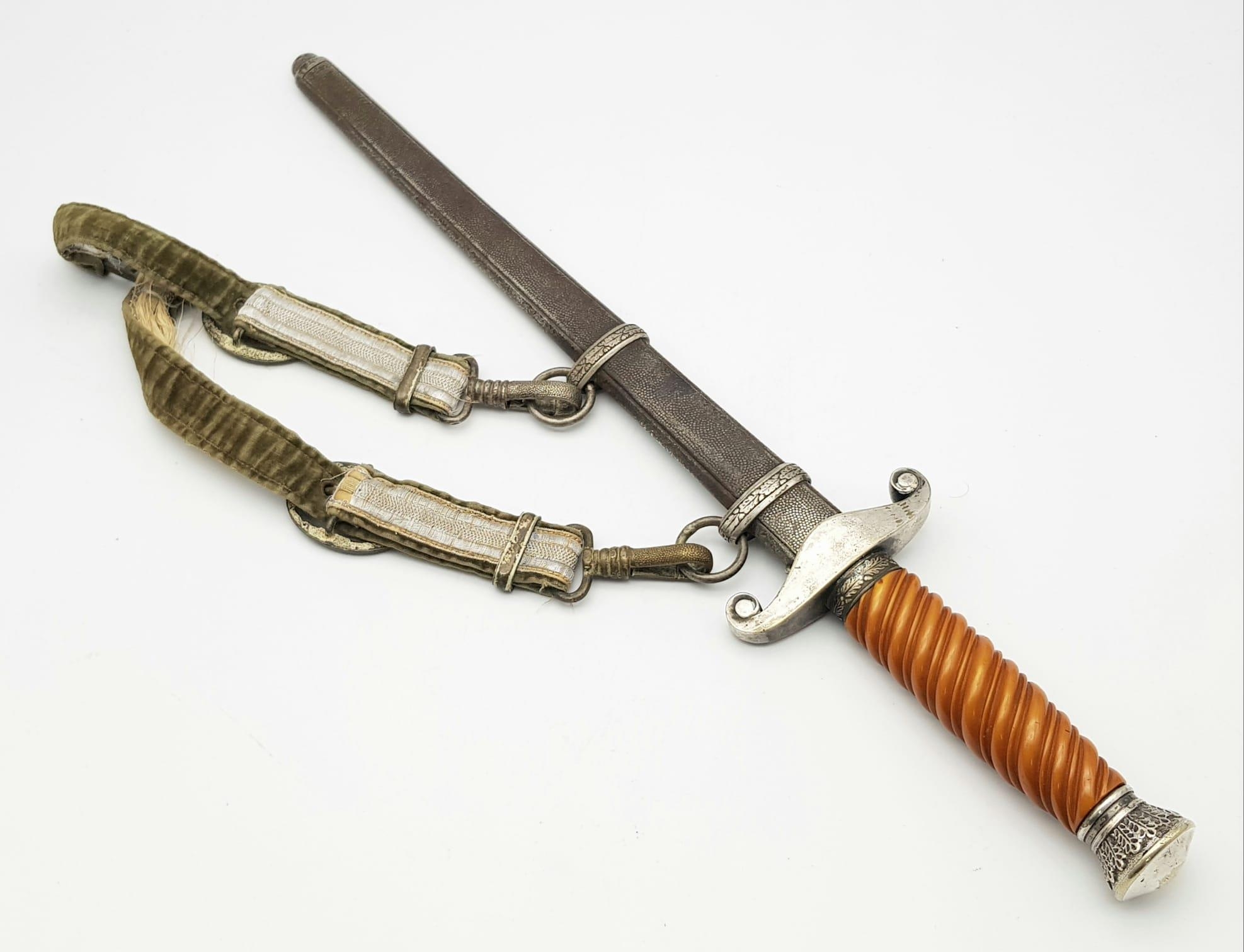 A Heer WW2 Nazi Dress Dagger - this was the 2nd Dagger given to the vendor by a WW2 Veteran ( - Image 8 of 8