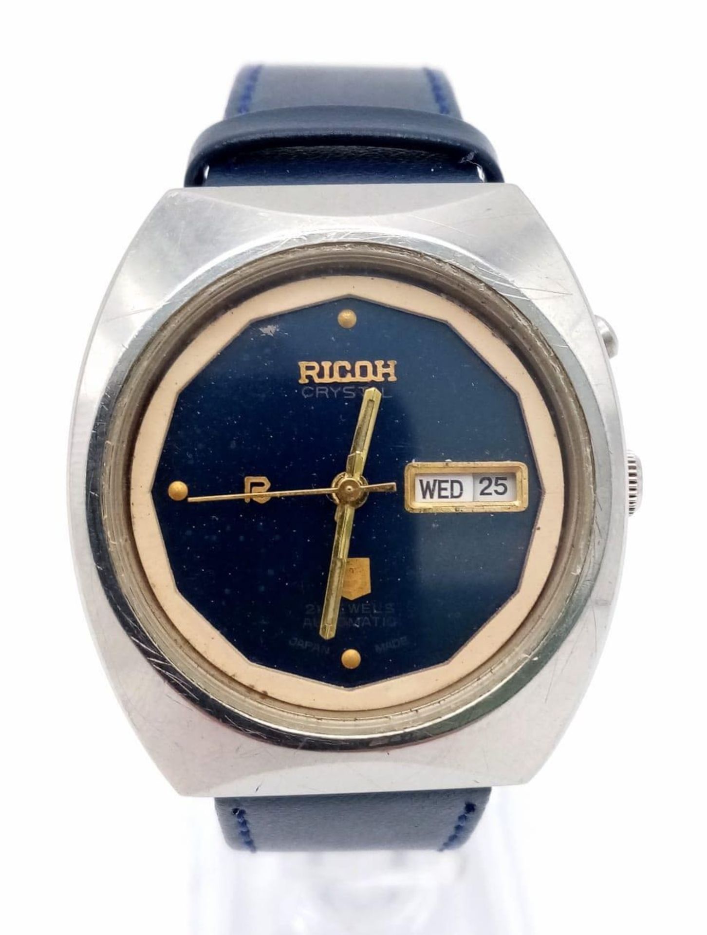 A Vintage Ricoh Automatic Gents Watch. Blue leather strap. Stainless steel case - 37mm. Blue dial - Image 5 of 12