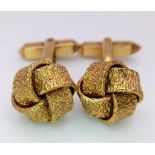A Pair of Vintage 9K Yellow Gold Knot Cufflinks. 16.6g weight.