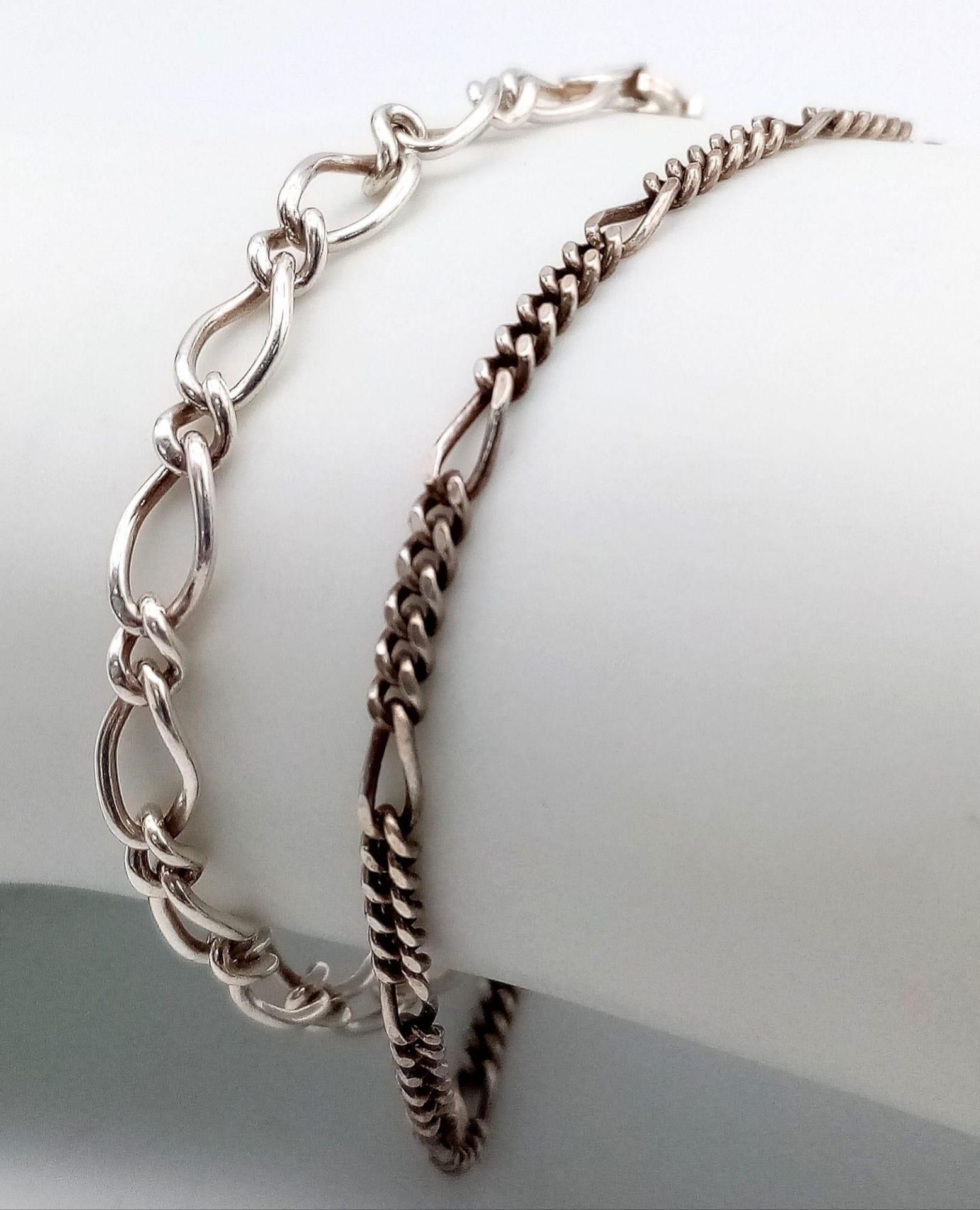 2X stylish 925 silver curb and figaro link bracelets. Total weight 7.5G. Total length 17cm and 18cm. - Image 3 of 7