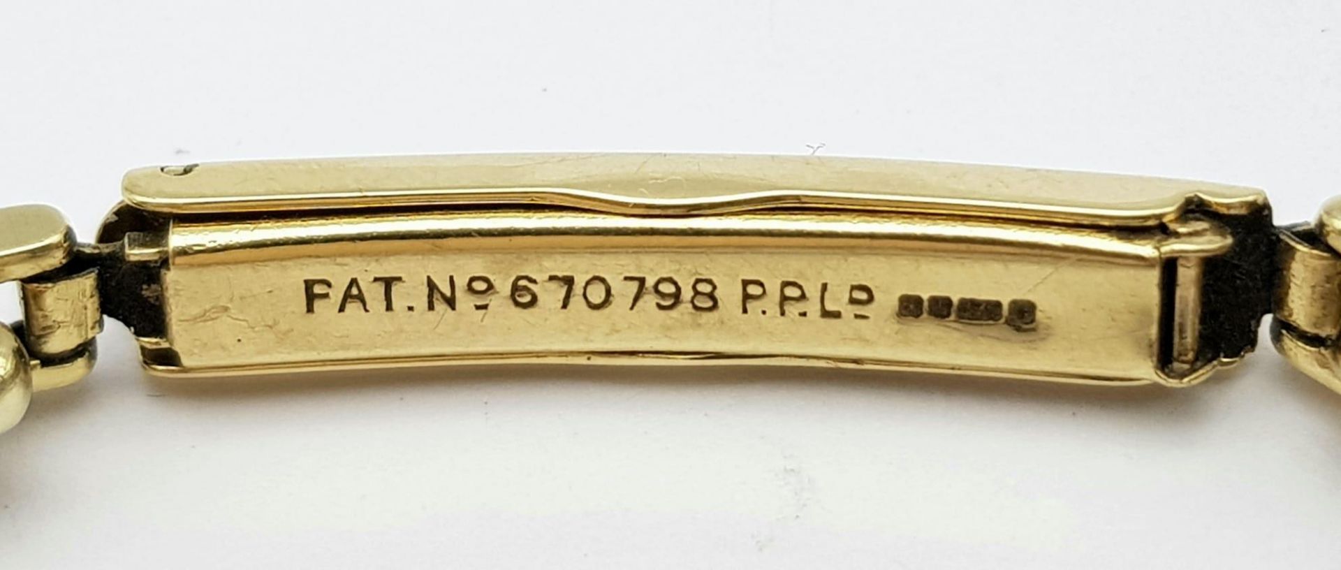 A Vintage 9K Gold Rolex Mechanical Ladies Watch. 9k gold expandable bracelet. 9k gold case - 23mm. - Bild 4 aus 6