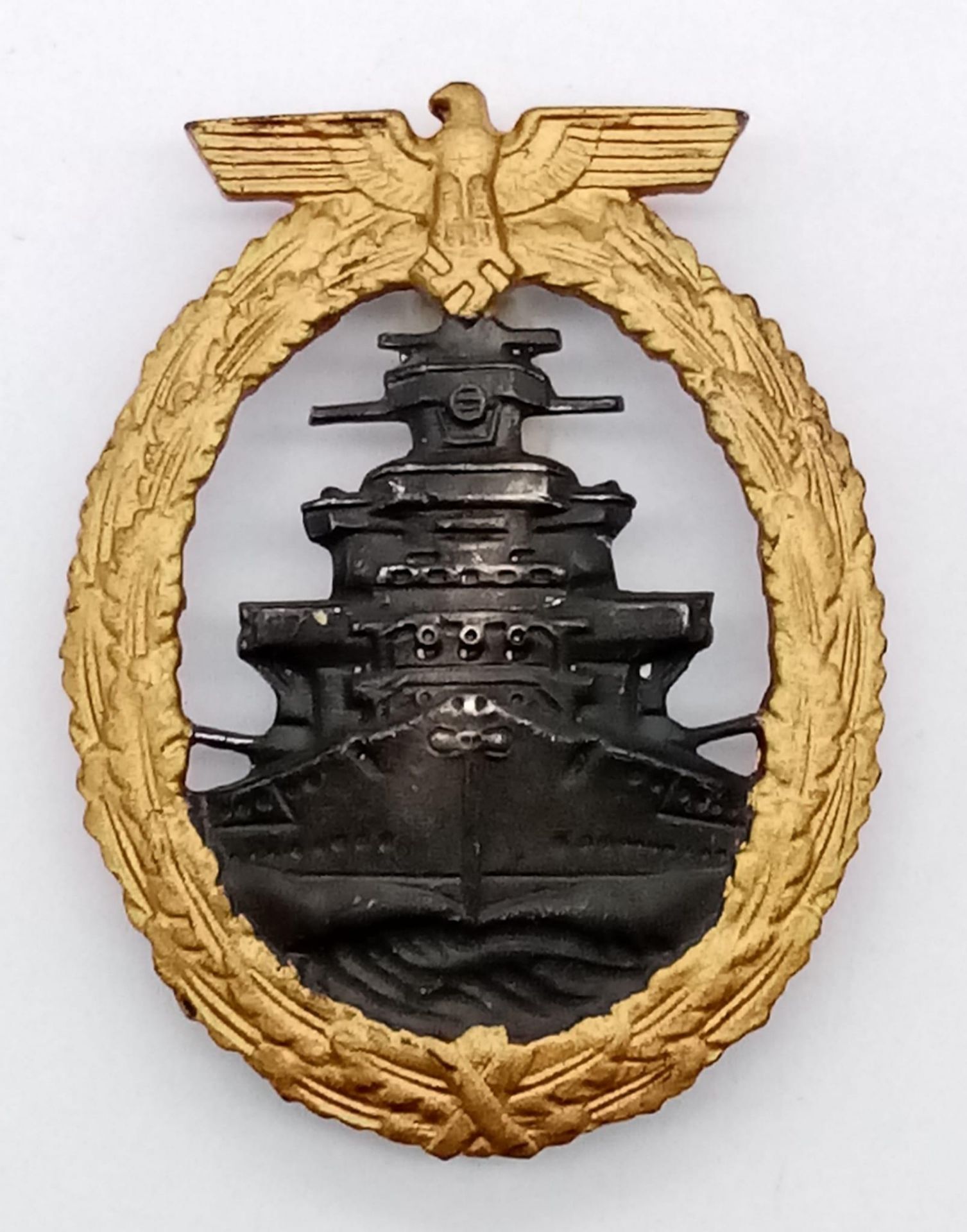 WW2 German Kriegsmarine High Seas Badge. Awarded for service to the crews of the High Seas Fleet