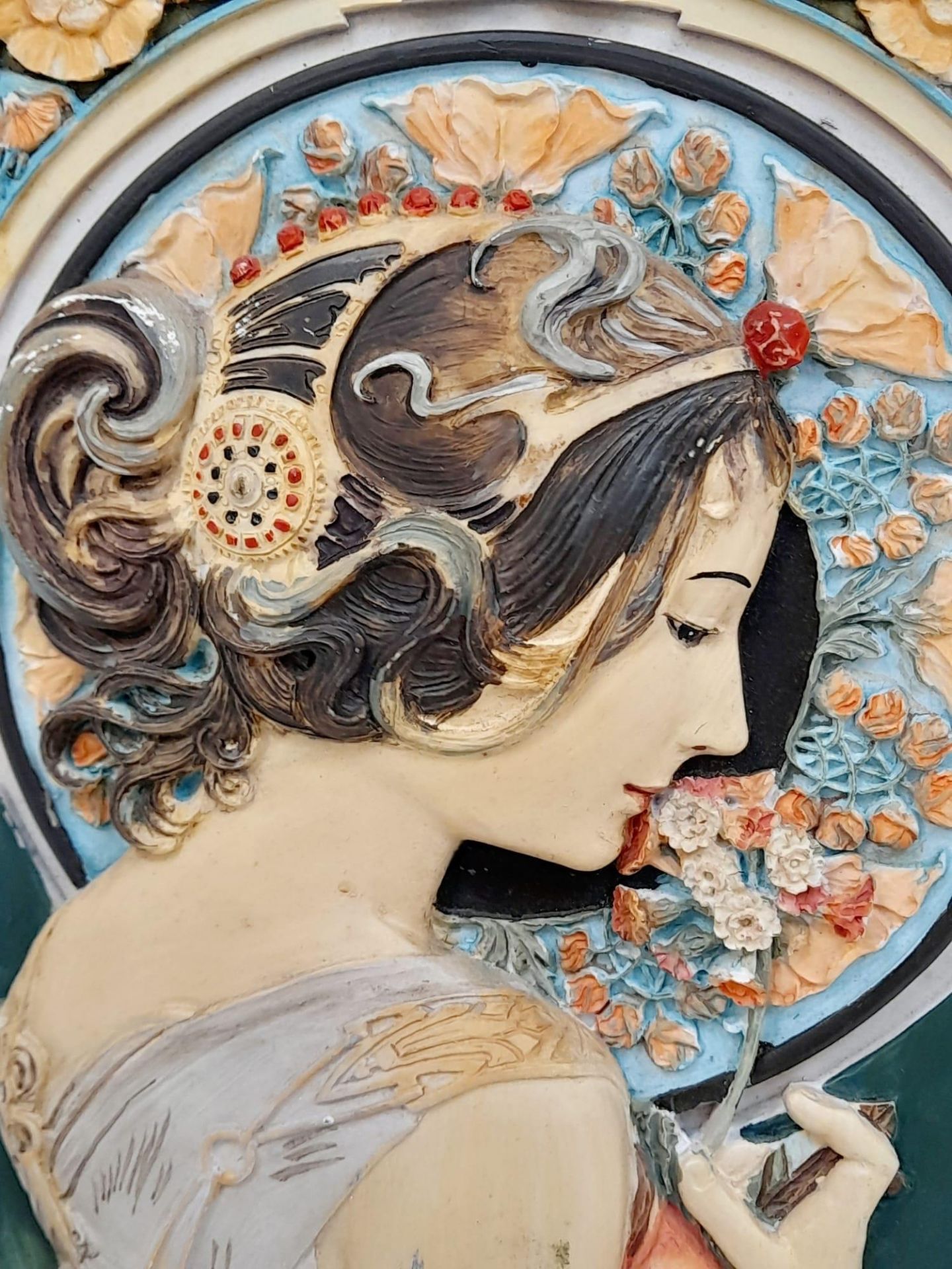 A Vintage 1999 Dated Art Nouveau Design Plaster Relief Wall Plaque 28 x 12cm. Excellent Condition. - Bild 3 aus 7